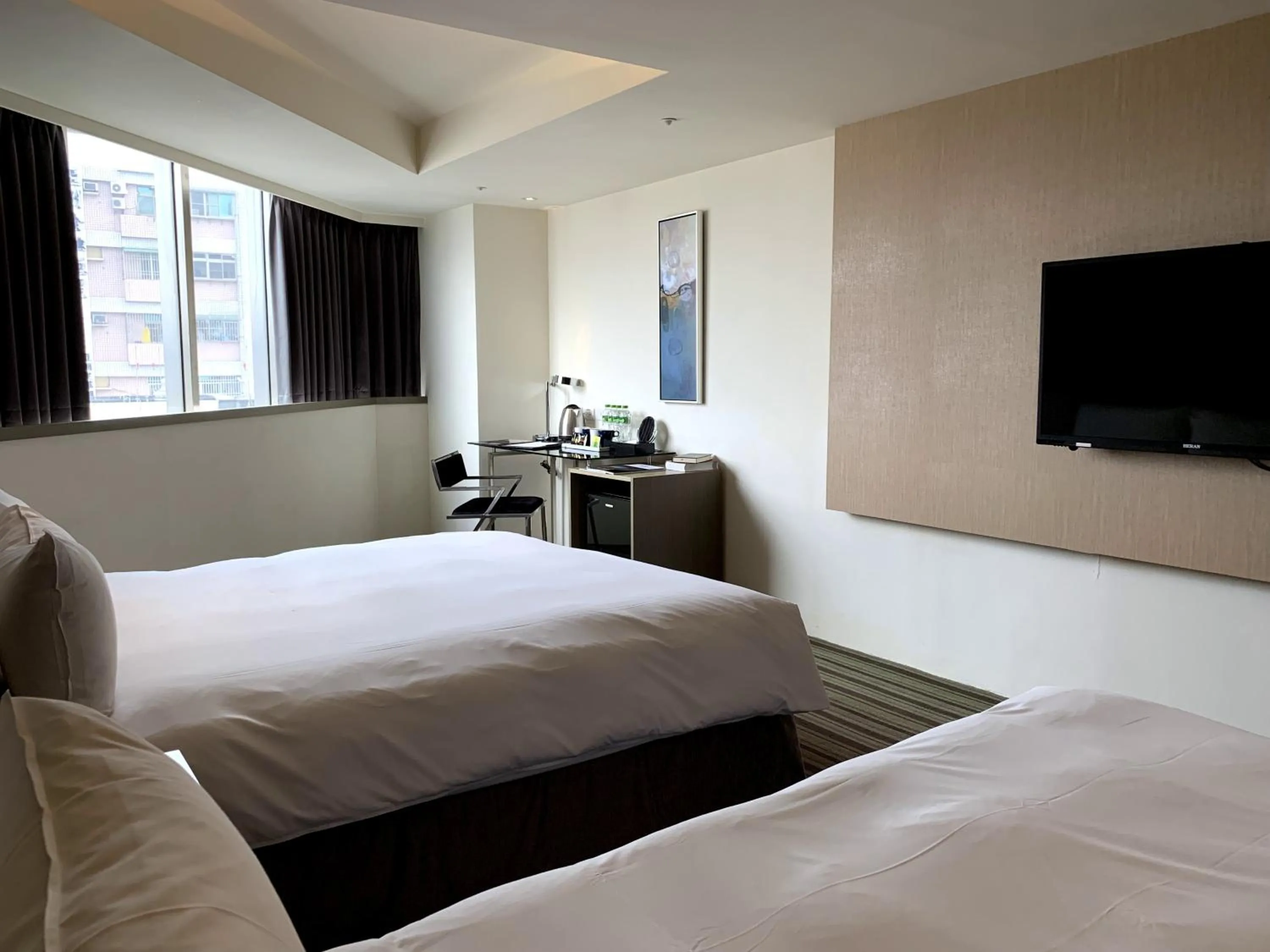 Photo of the whole room, Bed in de rěve Express Hotel