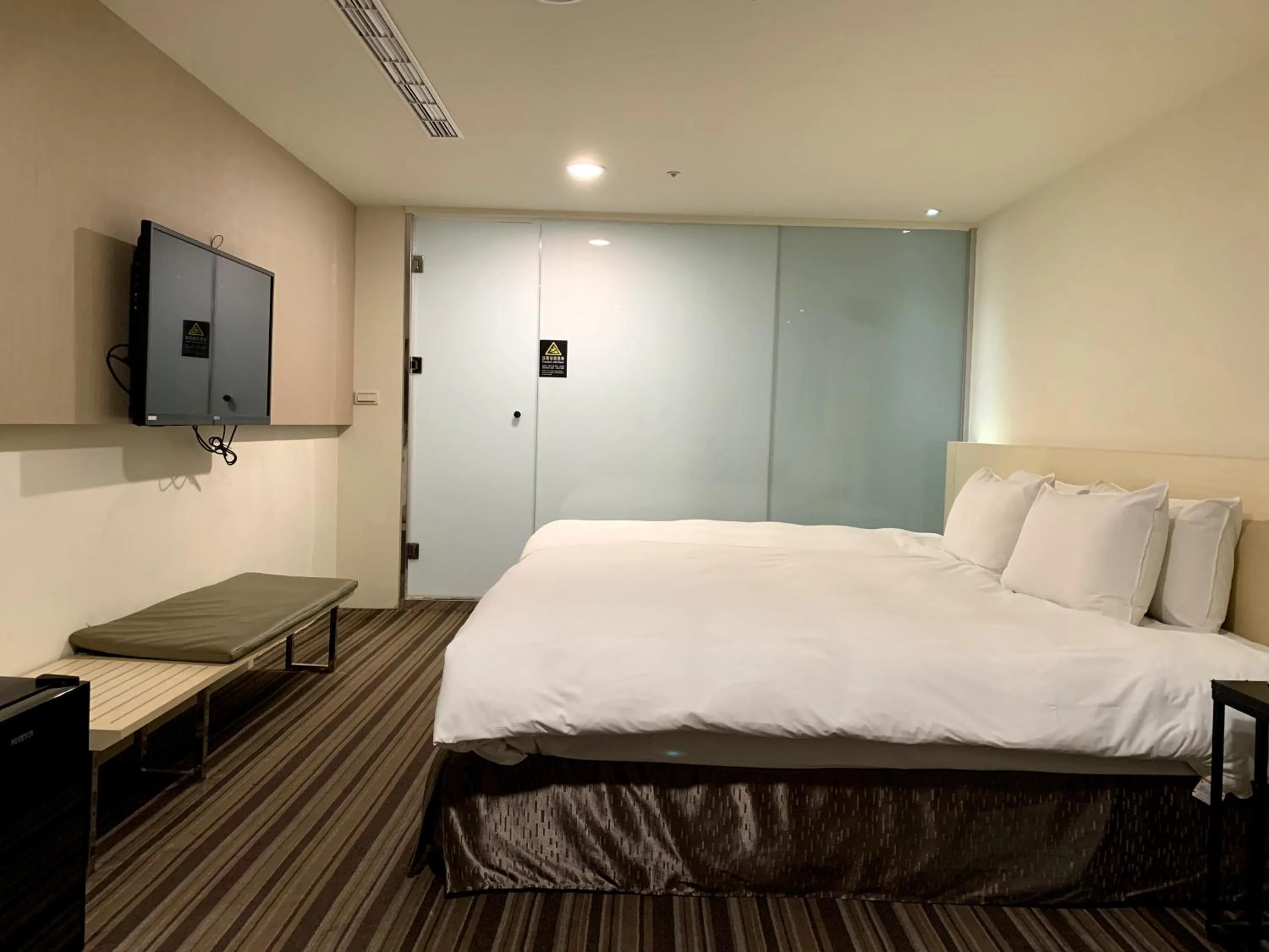 Bedroom, Bed in de rěve Express Hotel