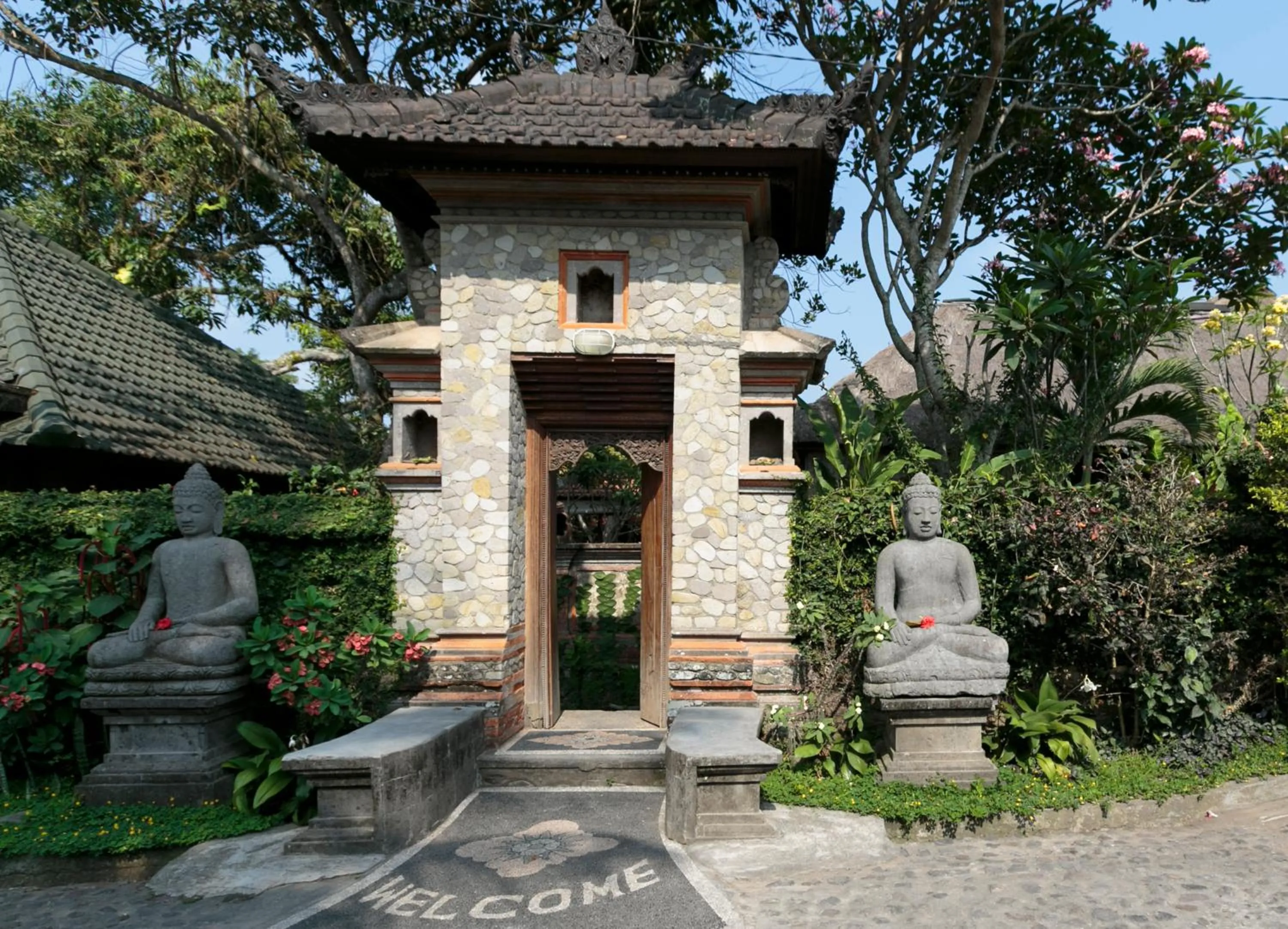 Garden in Murni's Houses & Spa