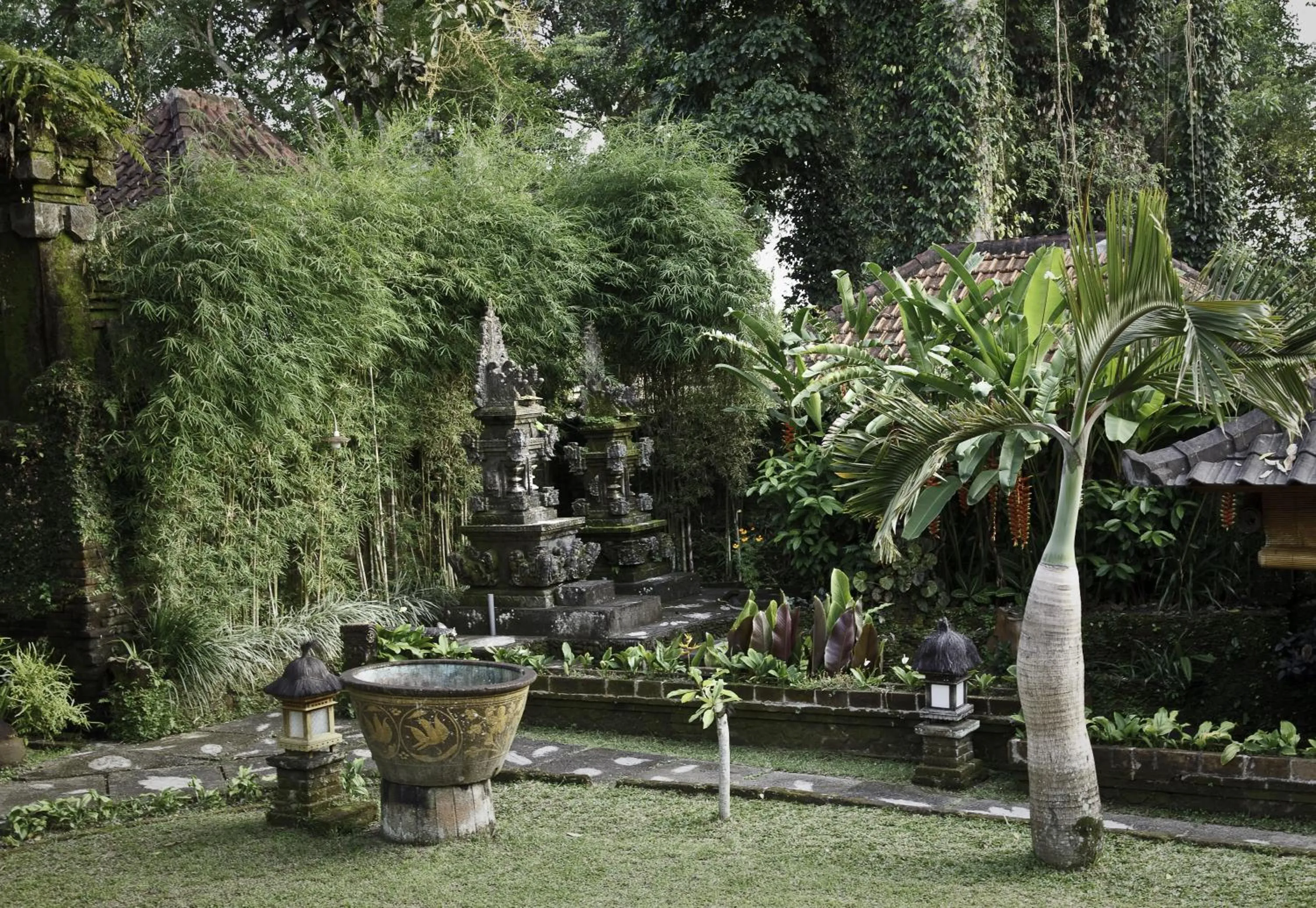 Garden in Murni's Houses & Spa
