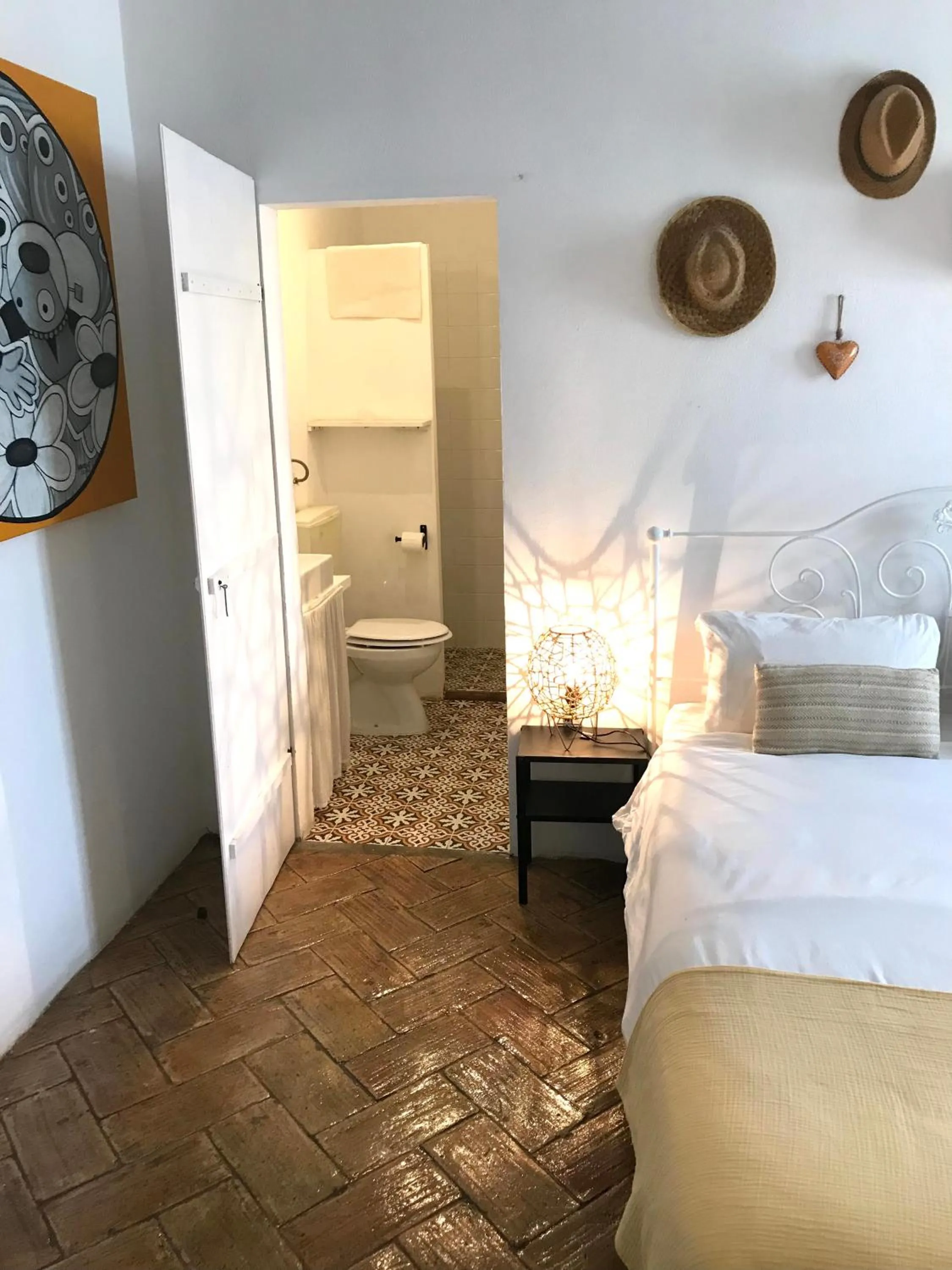 Bathroom in Casa Largo do Poço Guesthouse