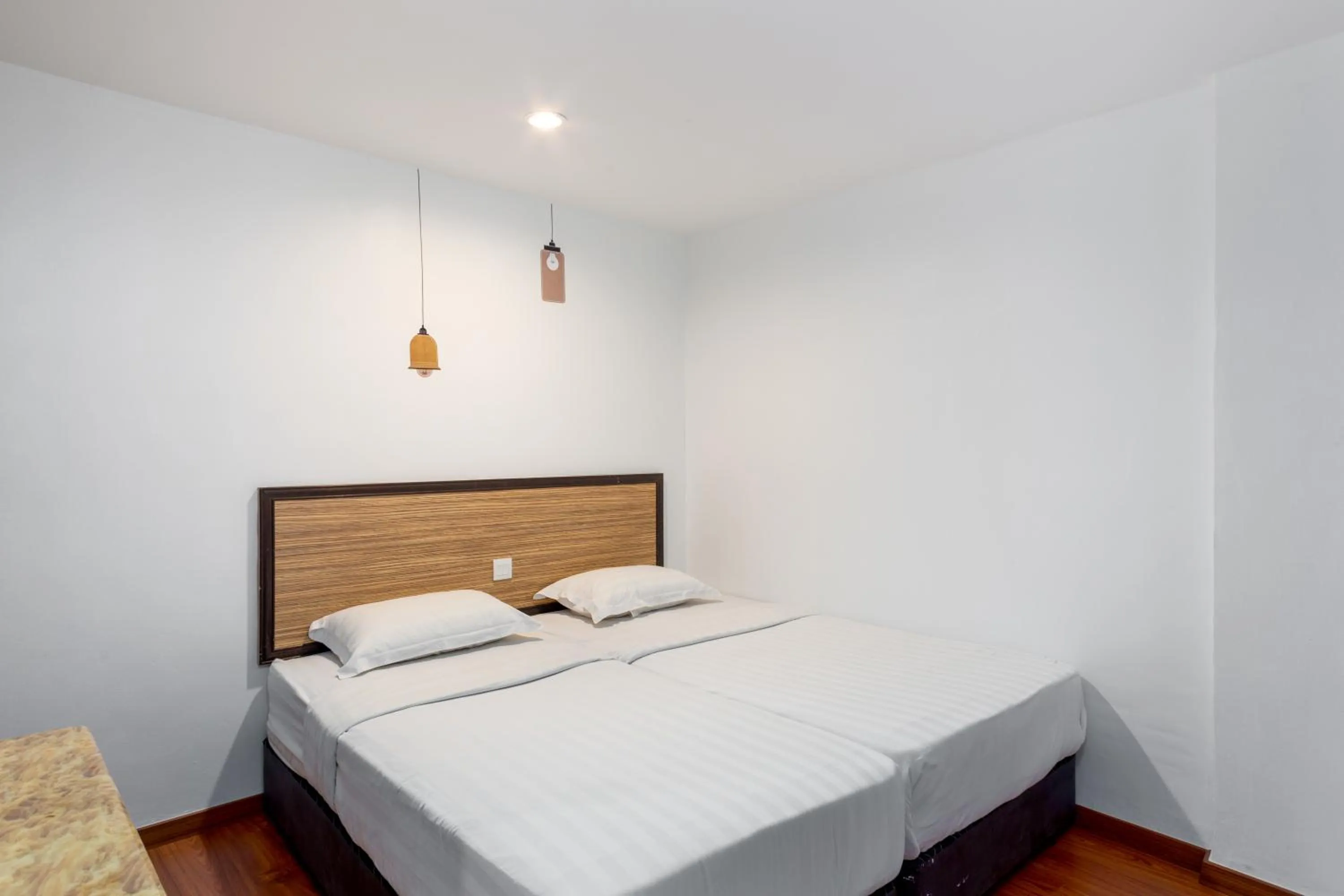 Bed in Subang Park Hotel