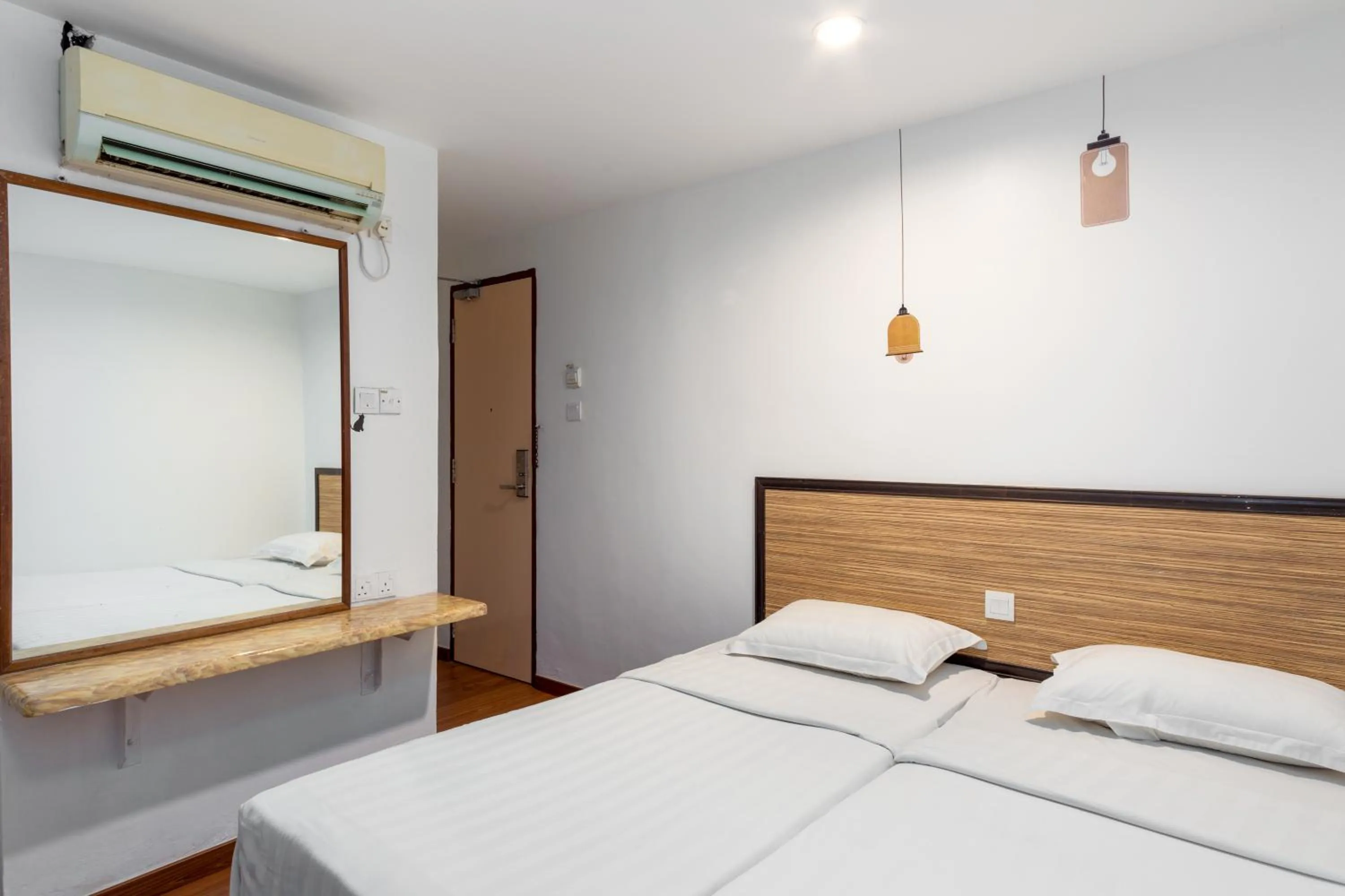 Bed in Subang Park Hotel