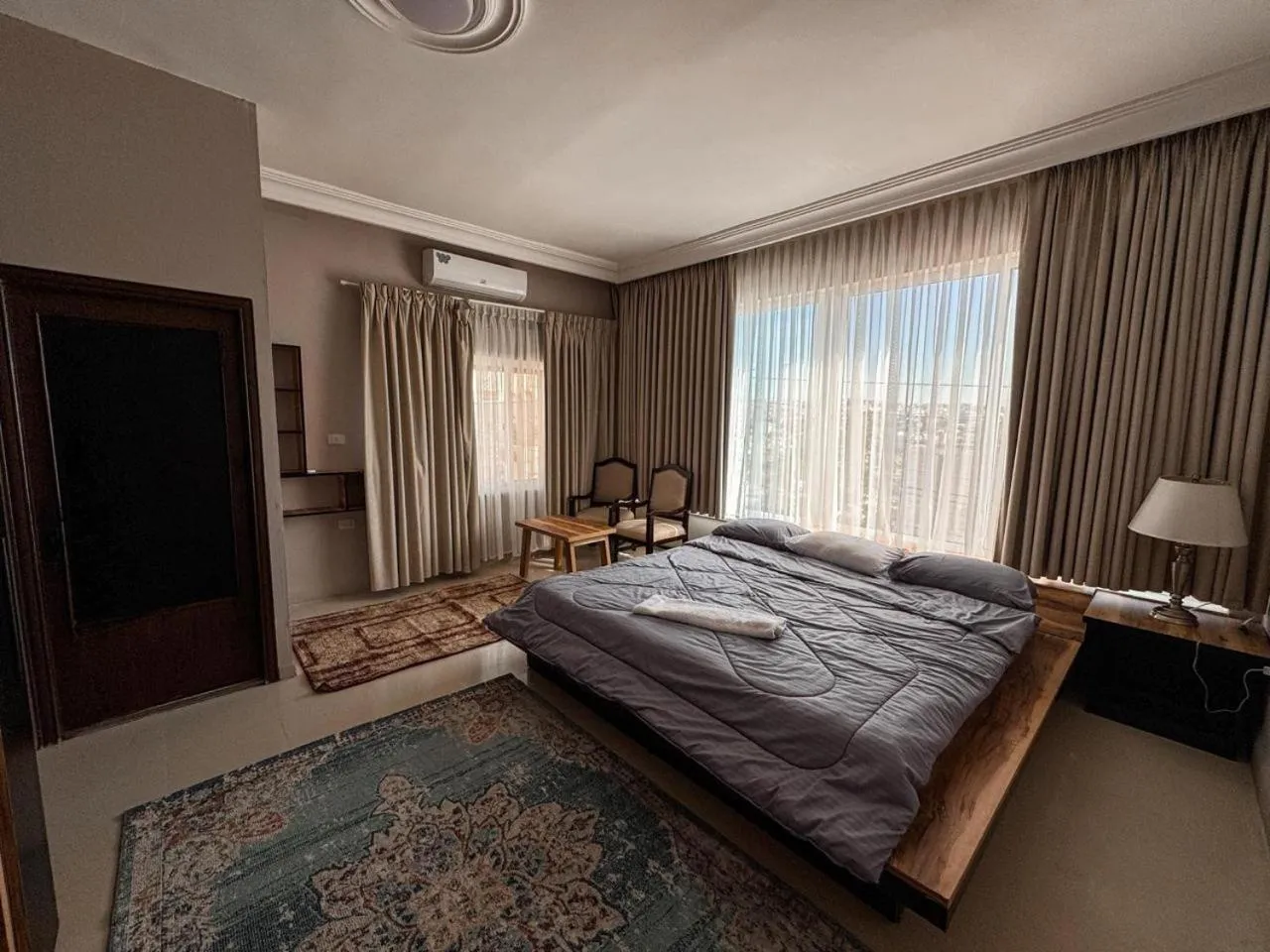 Photo of the whole room, Bed in Beit Ahlan