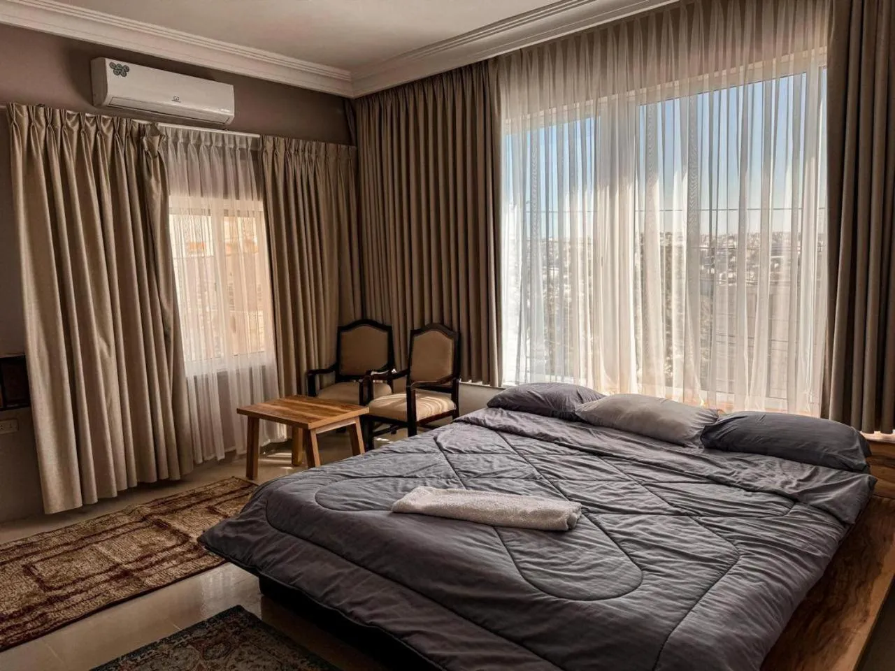 Photo of the whole room, Bed in Beit Ahlan