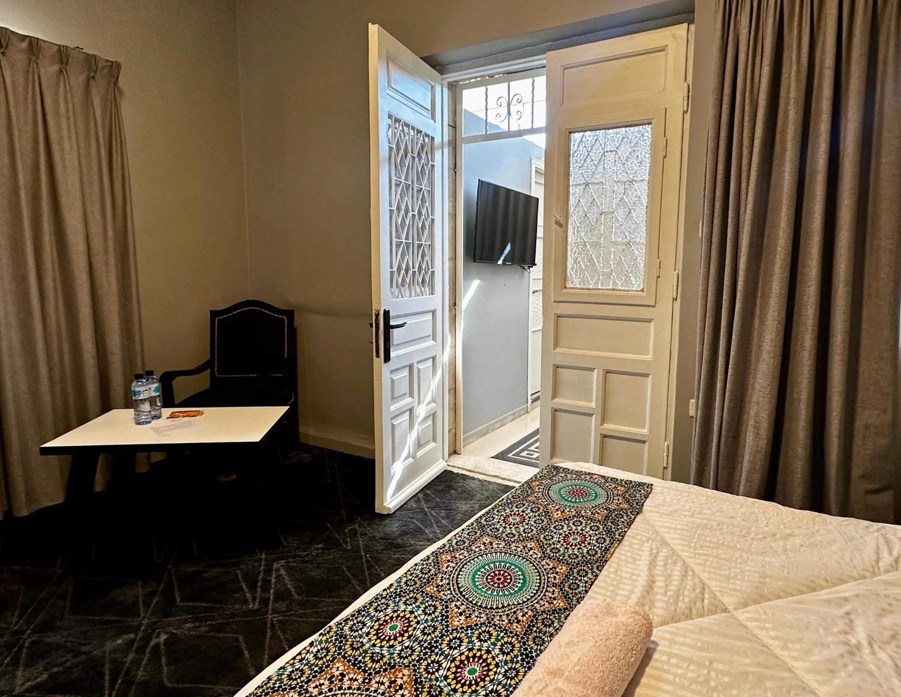 Seating area, Bed in Beit Ahlan