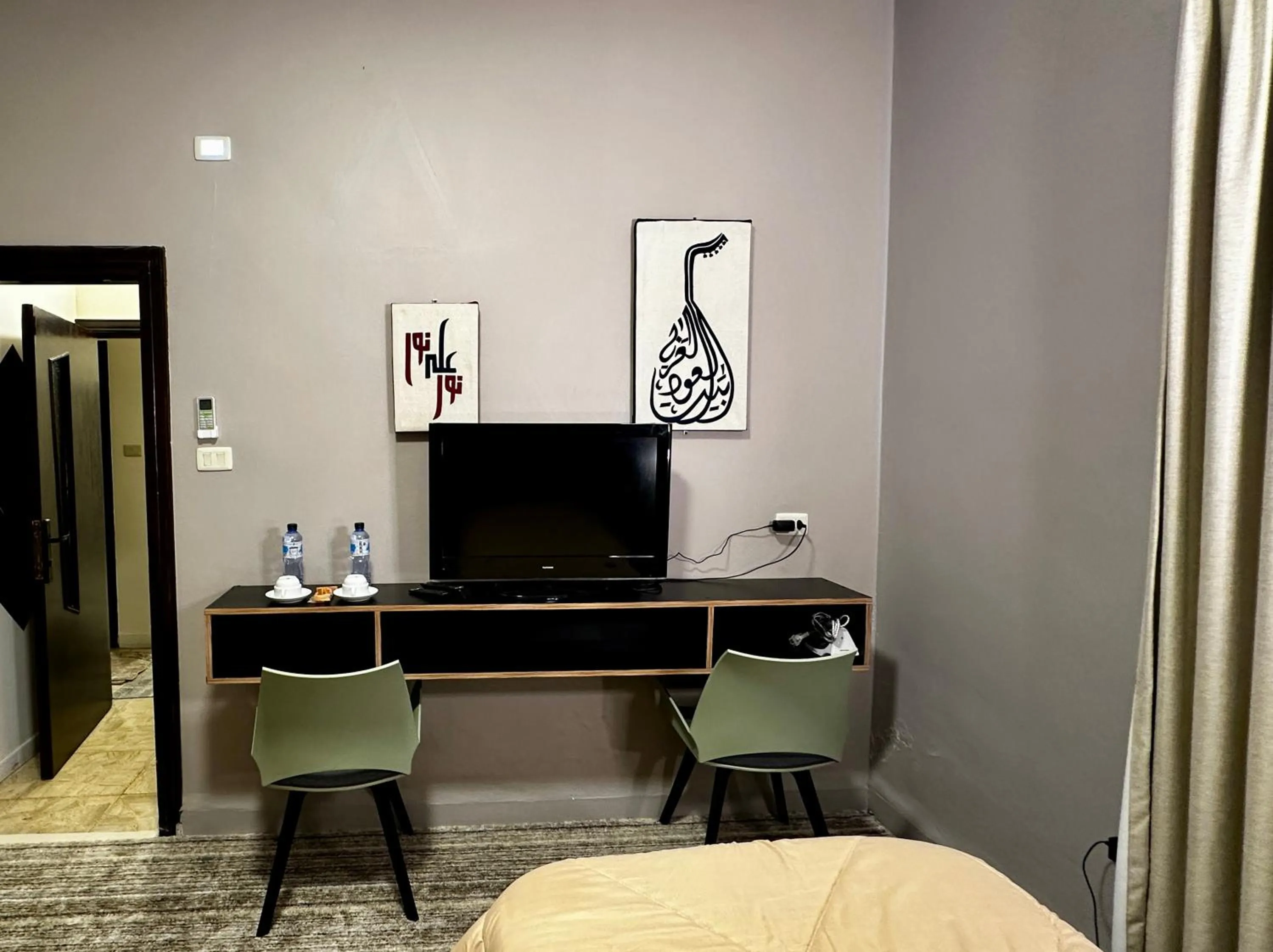 TV and multimedia in Beit Ahlan