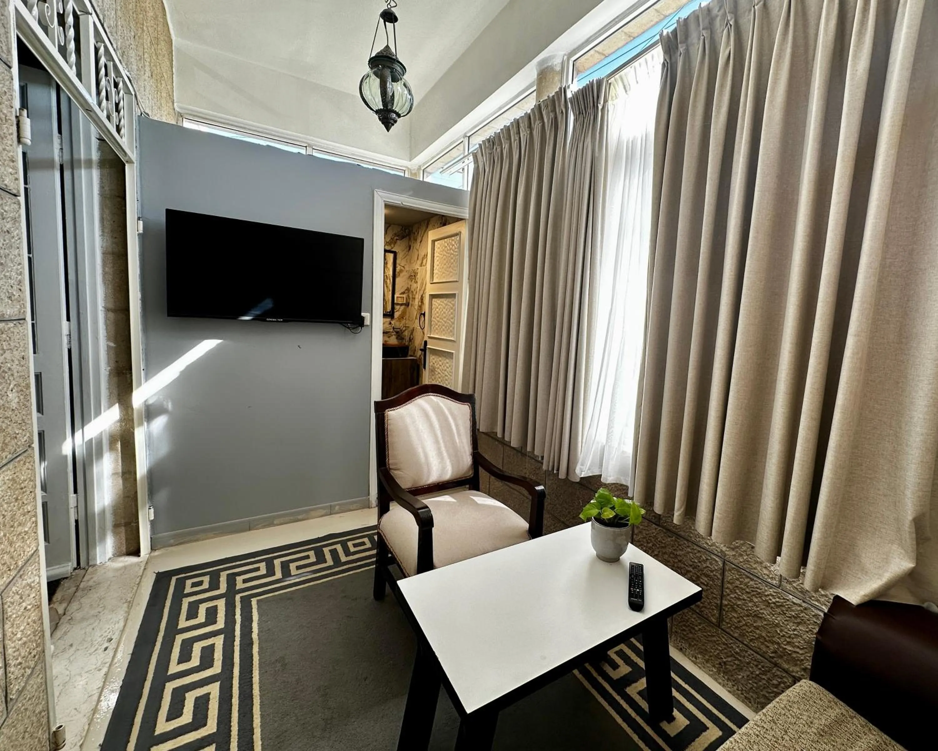 TV and multimedia in Beit Ahlan