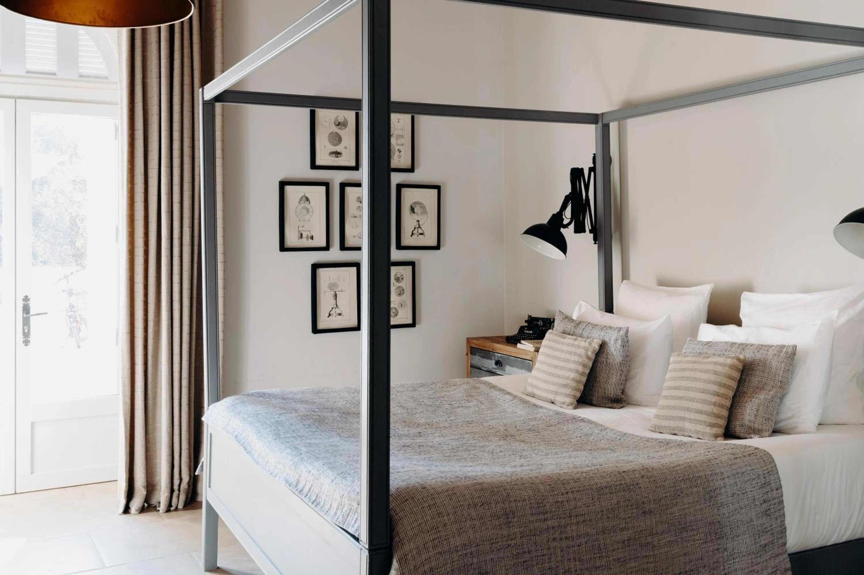 Bedroom, Bed in Hôtel Domaine de Biar