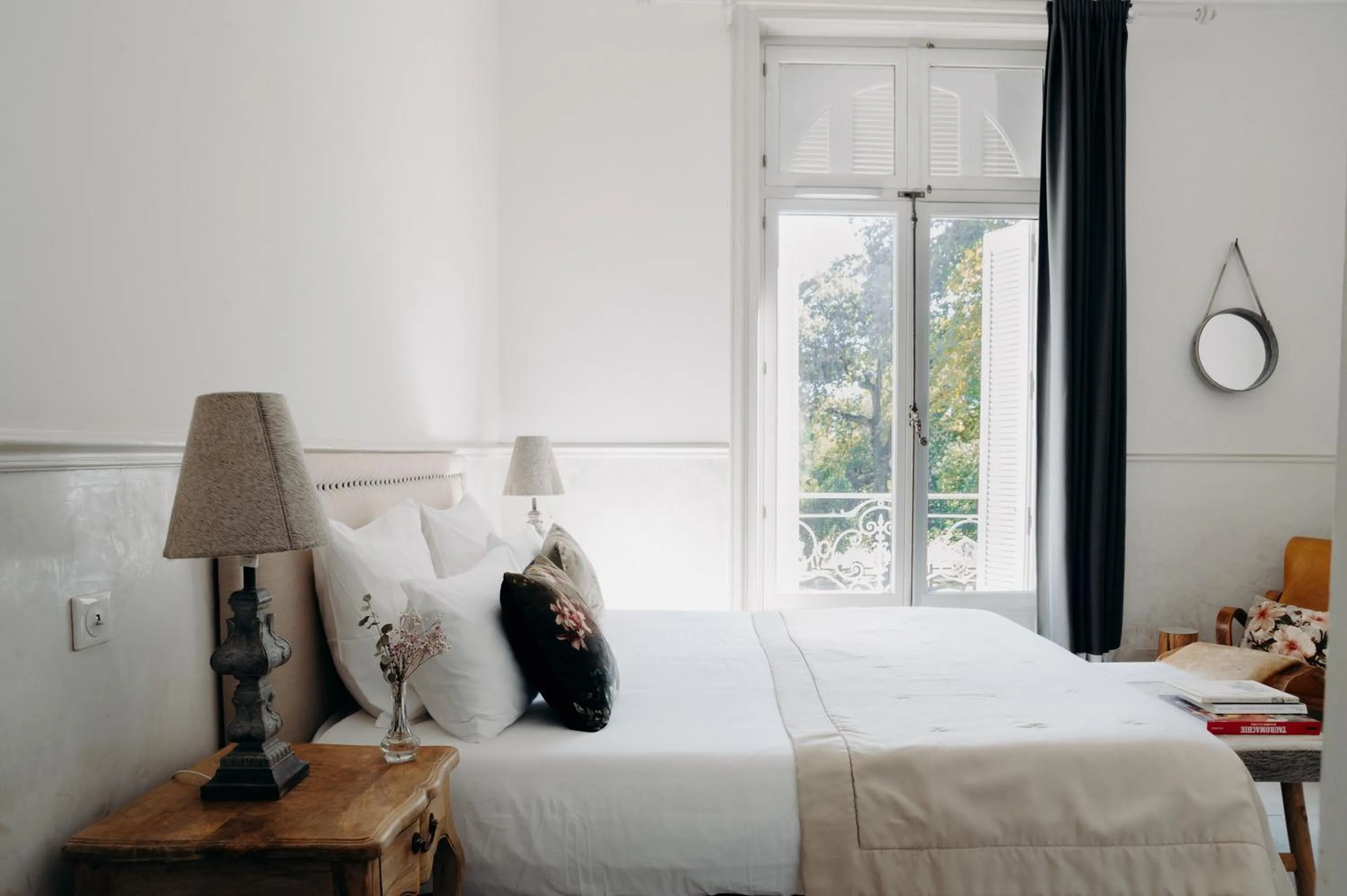 Photo of the whole room, Bed in Hôtel Domaine de Biar