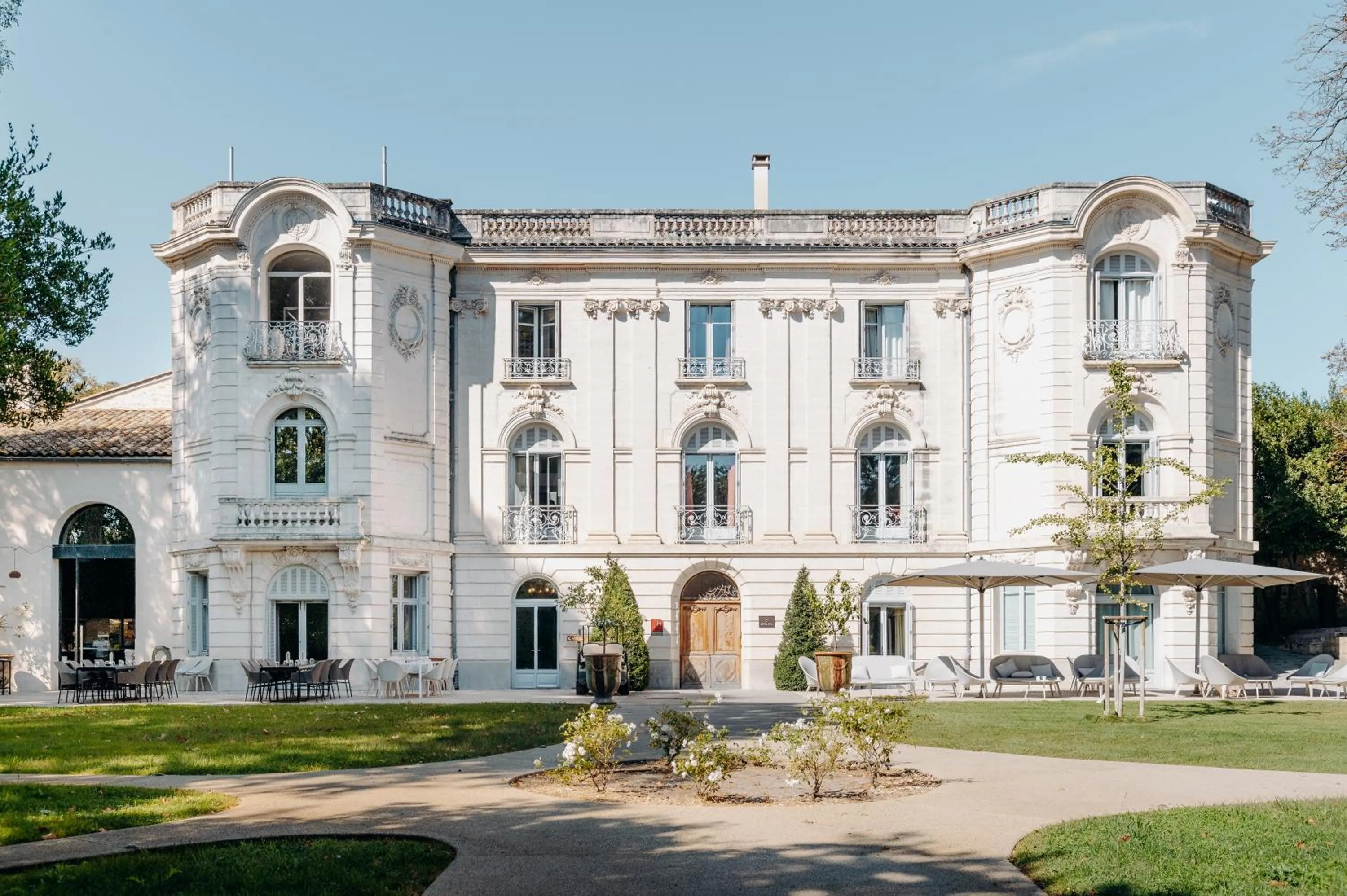 Property building in Hôtel Domaine de Biar