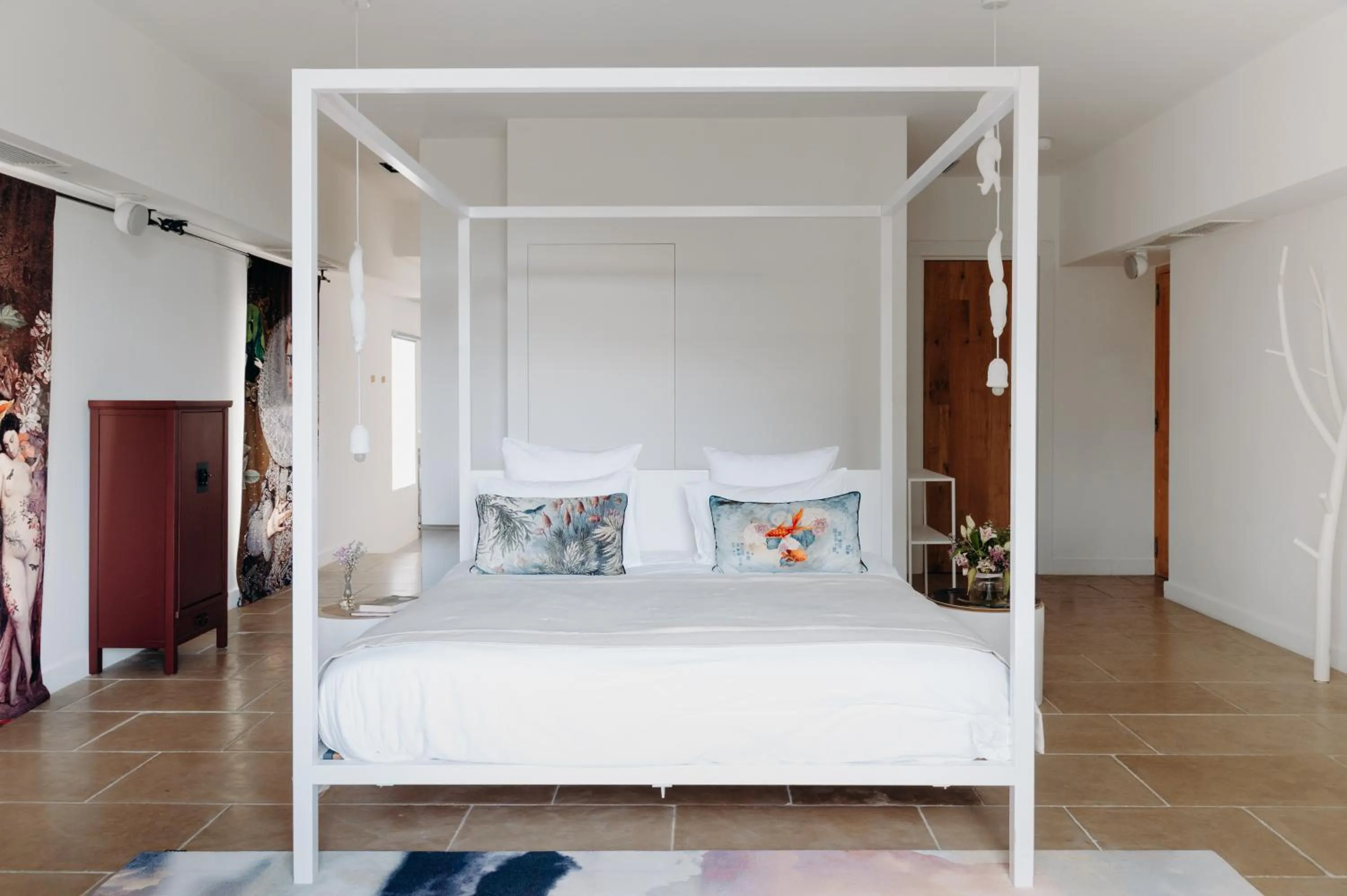 Photo of the whole room, Bed in Hôtel Domaine de Biar