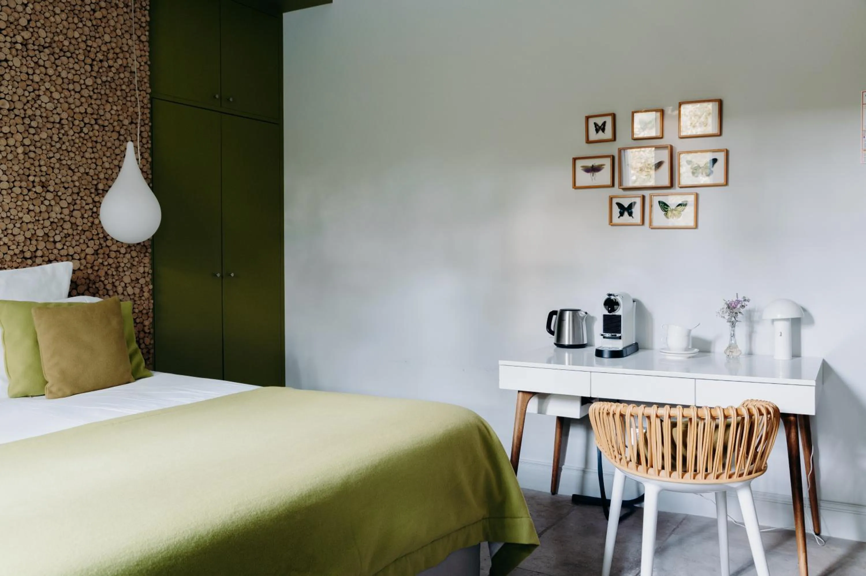 Seating area, Bed in Hôtel Domaine de Biar
