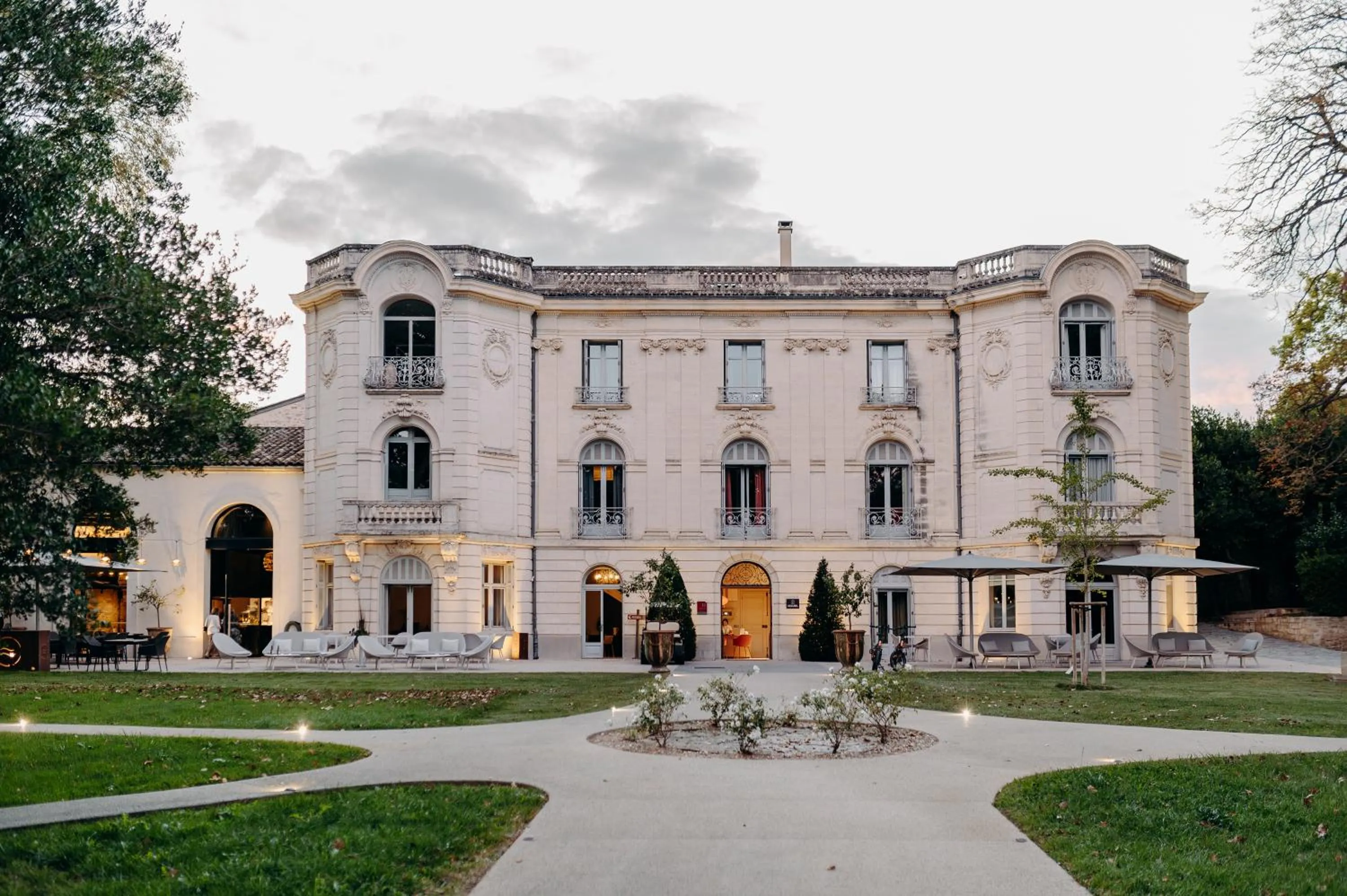 Property building in Hôtel Domaine de Biar