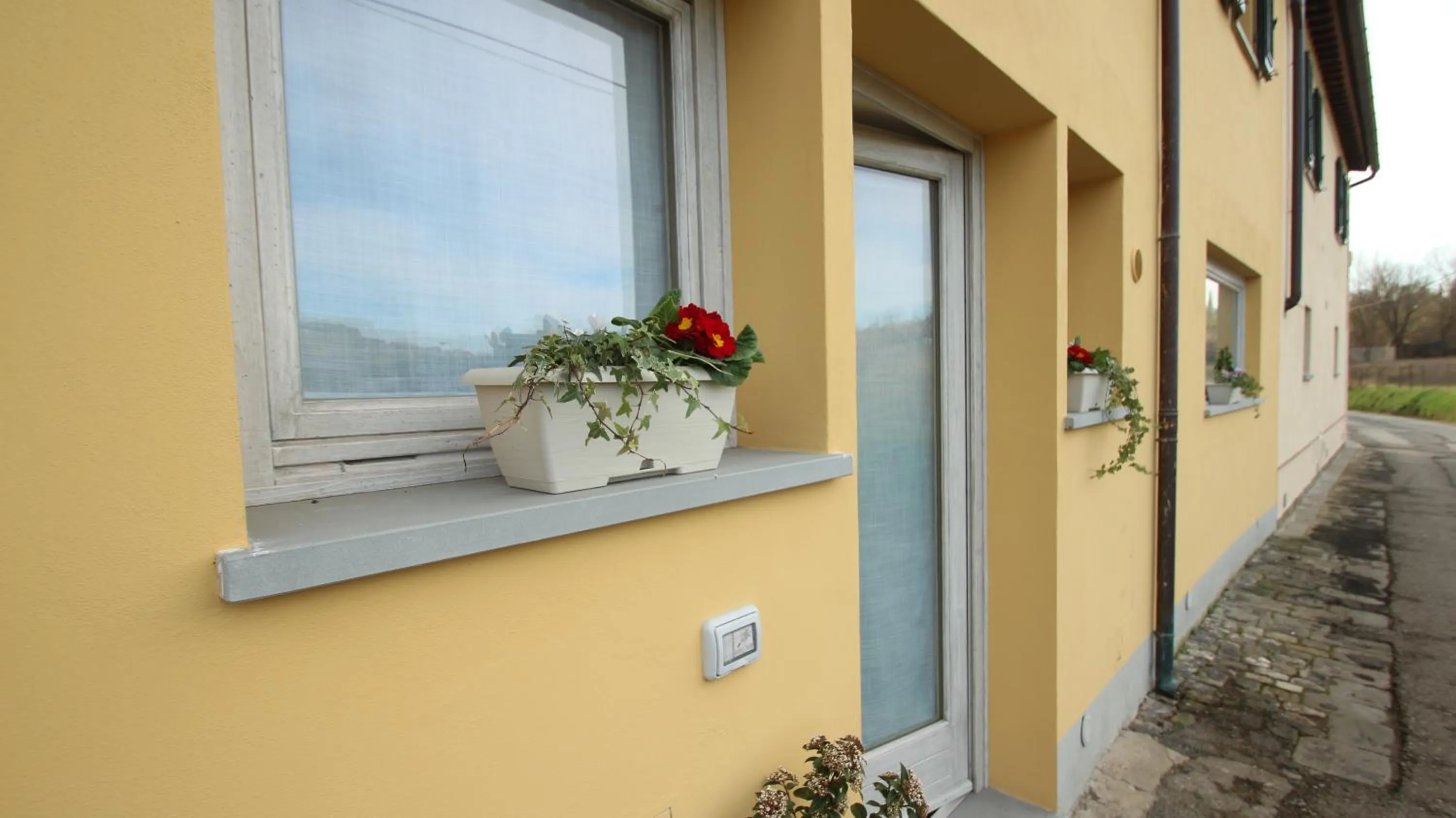 Decorative detail in B&B Oliver