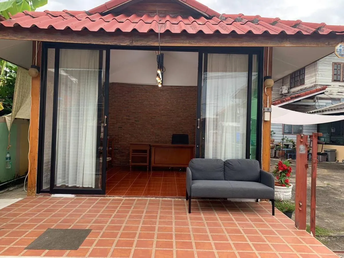 Baan Khun Ya Sukhothai Old City