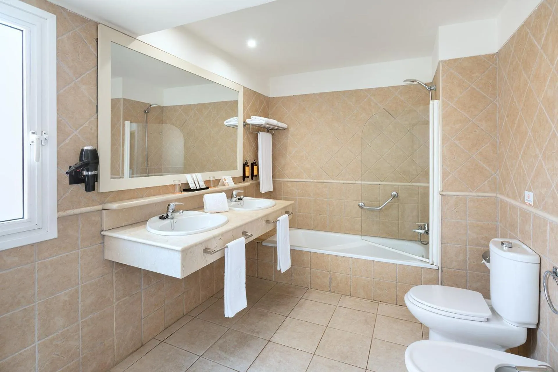 Bathroom in Tagoro Family & Fun Costa Adeje