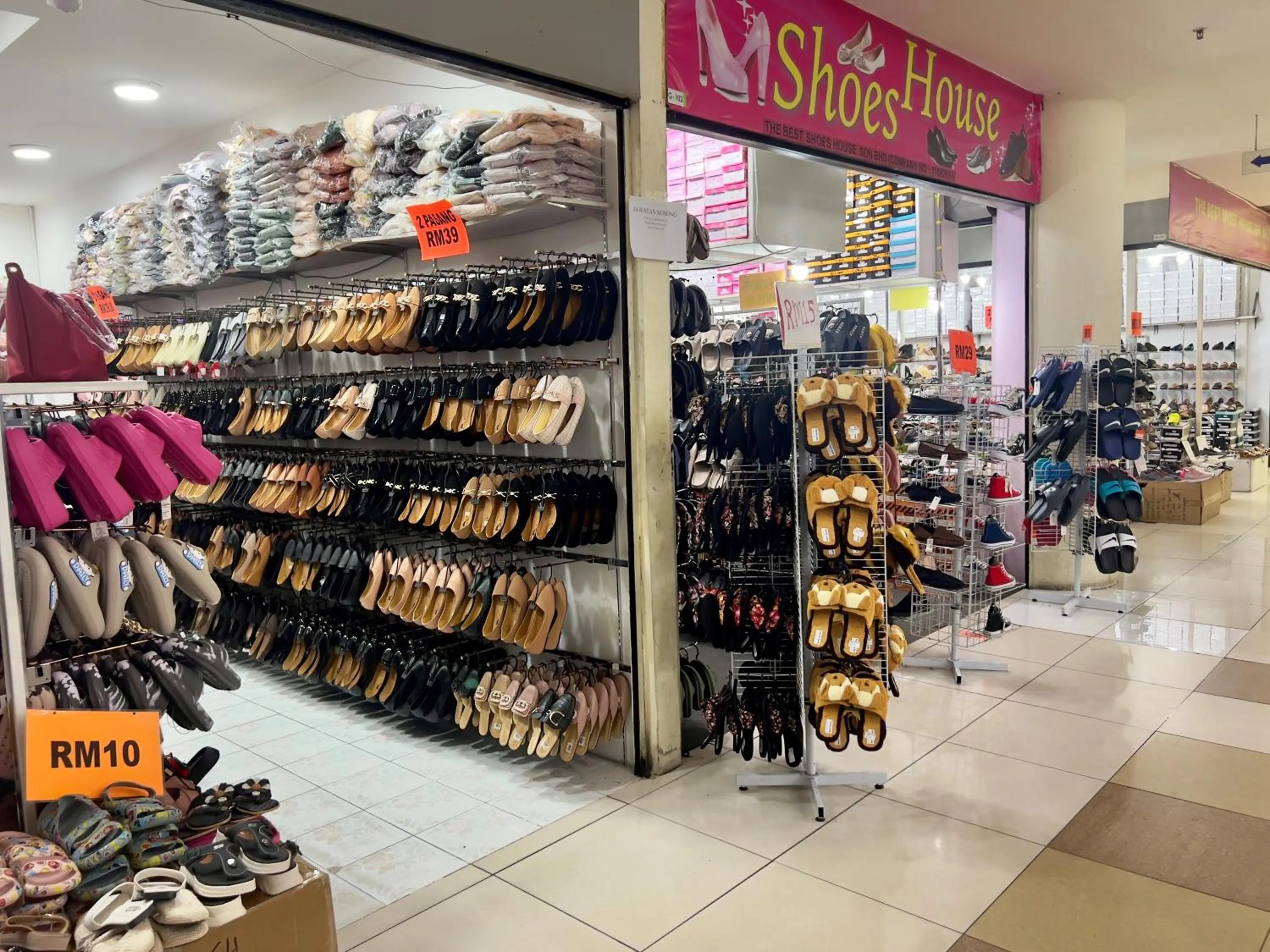 Area and facilities in Pan Borneo Hotel Kota Kinabalu