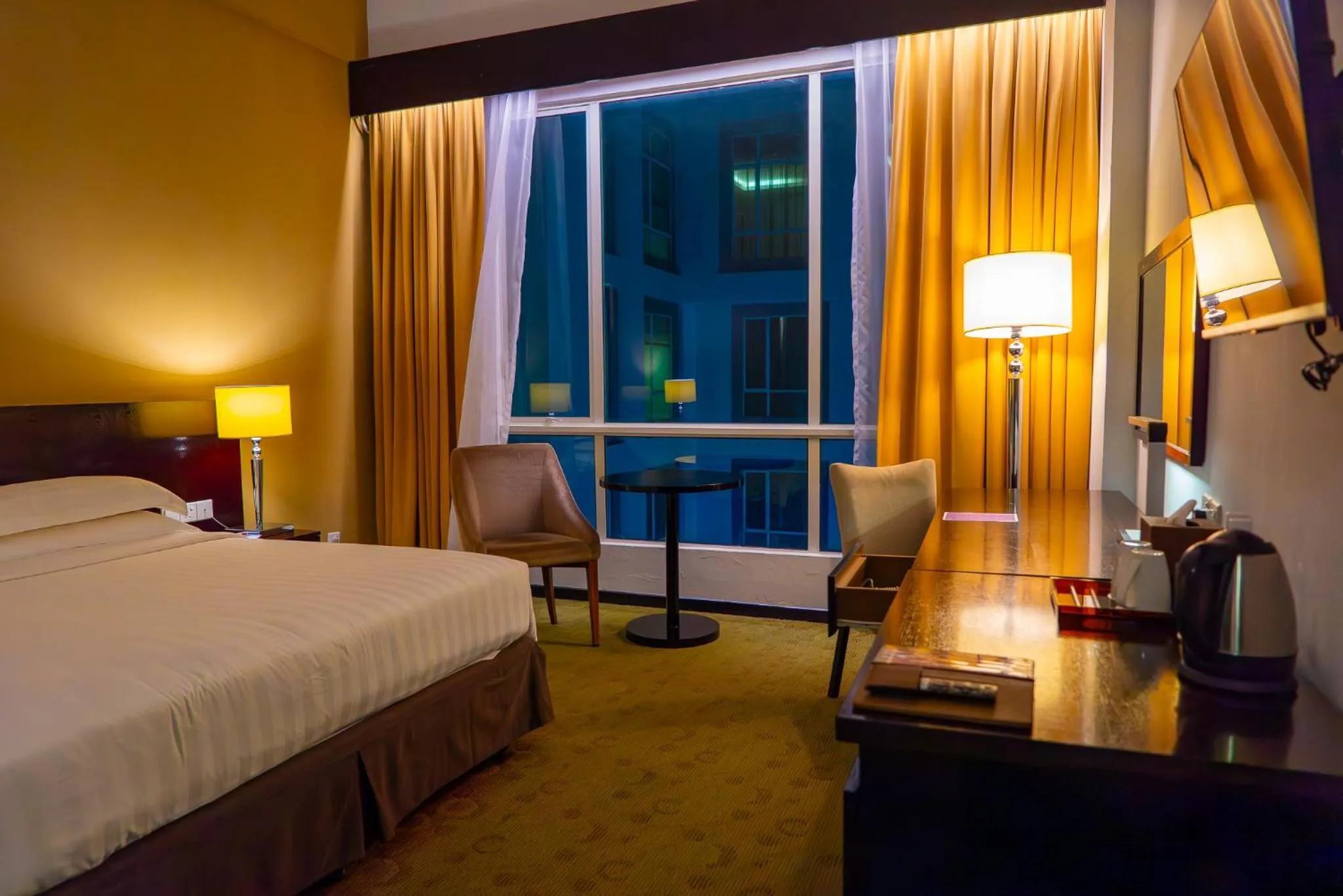 Bed in Pan Borneo Hotel Kota Kinabalu