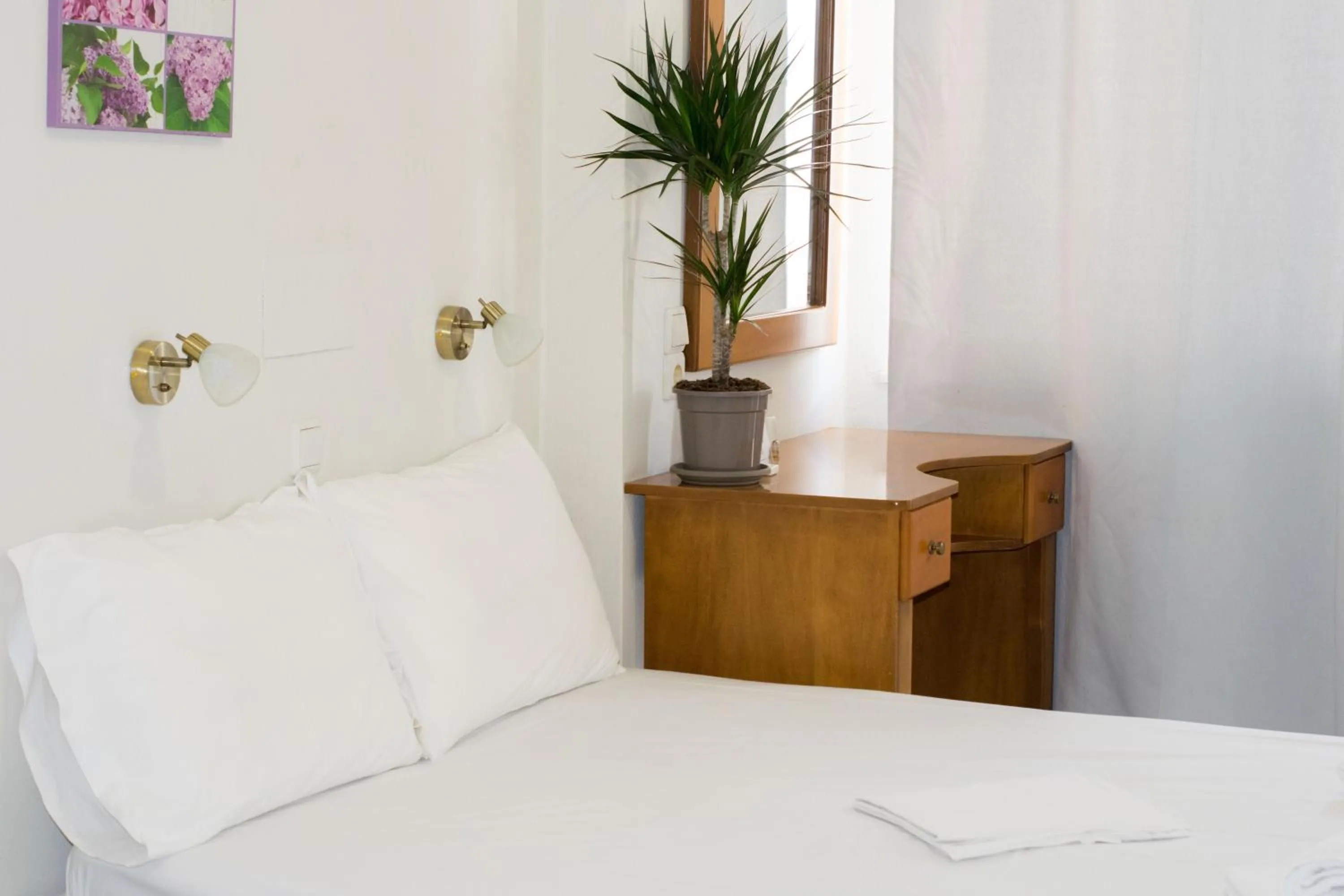 Photo of the whole room, Bed in Greta Apartments