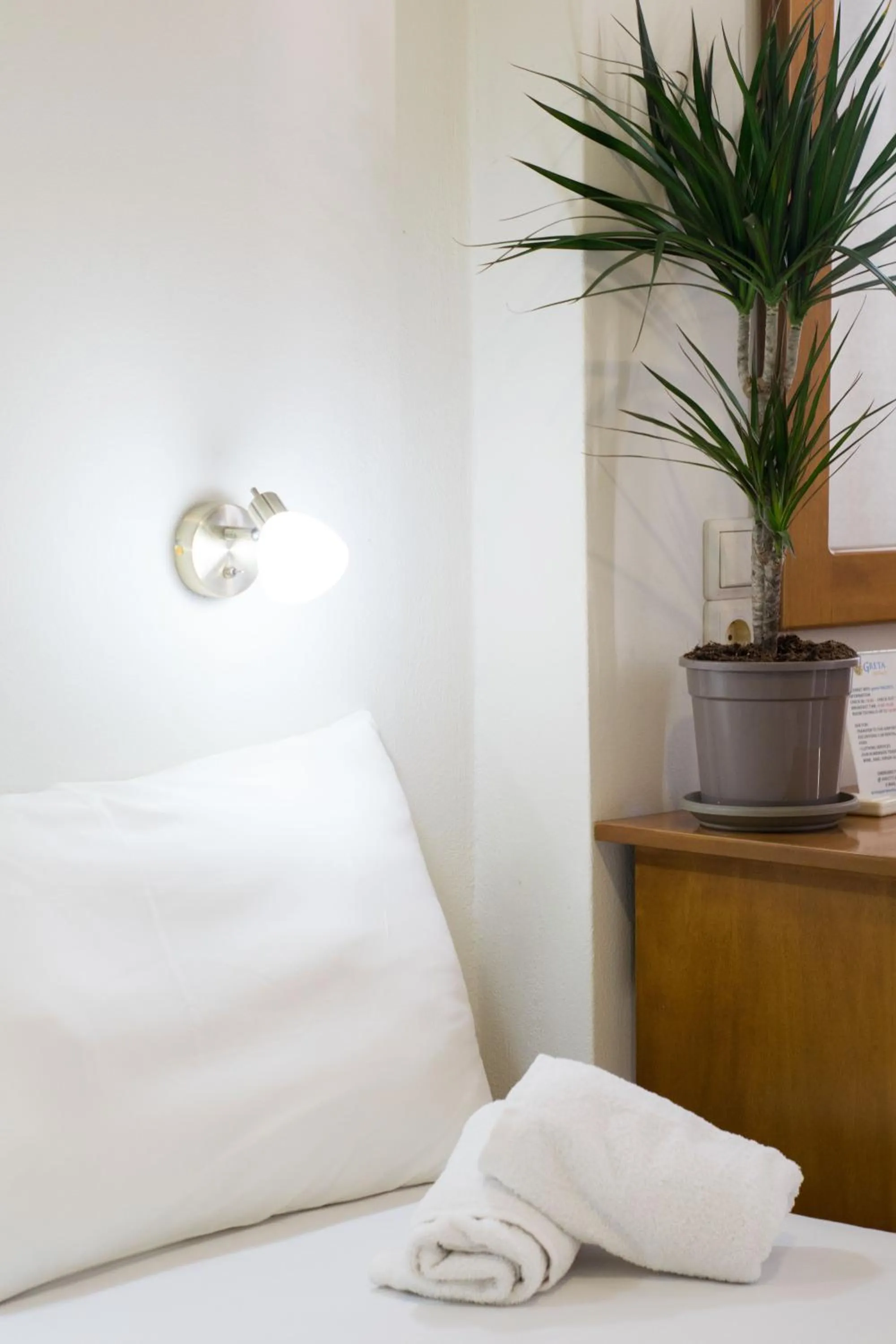 Bedroom, Bed in Greta Apartments