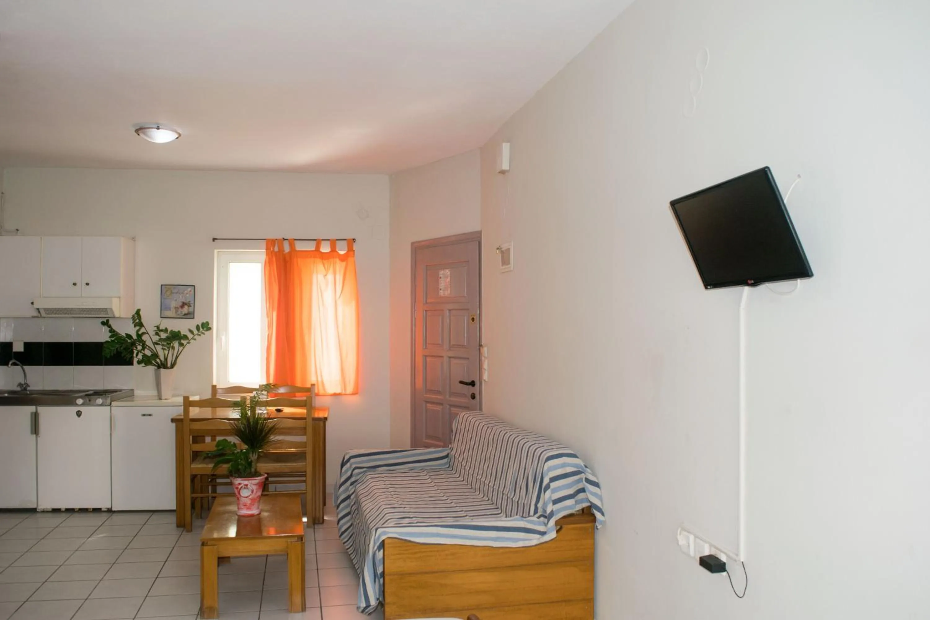 Seating area in Greta Apartments