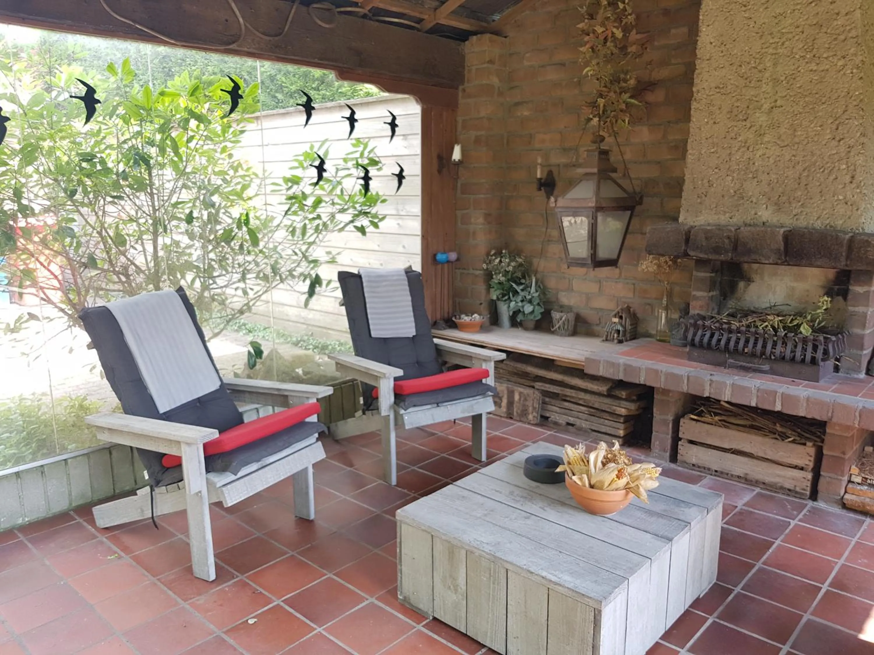 Patio in B&B Oostrik