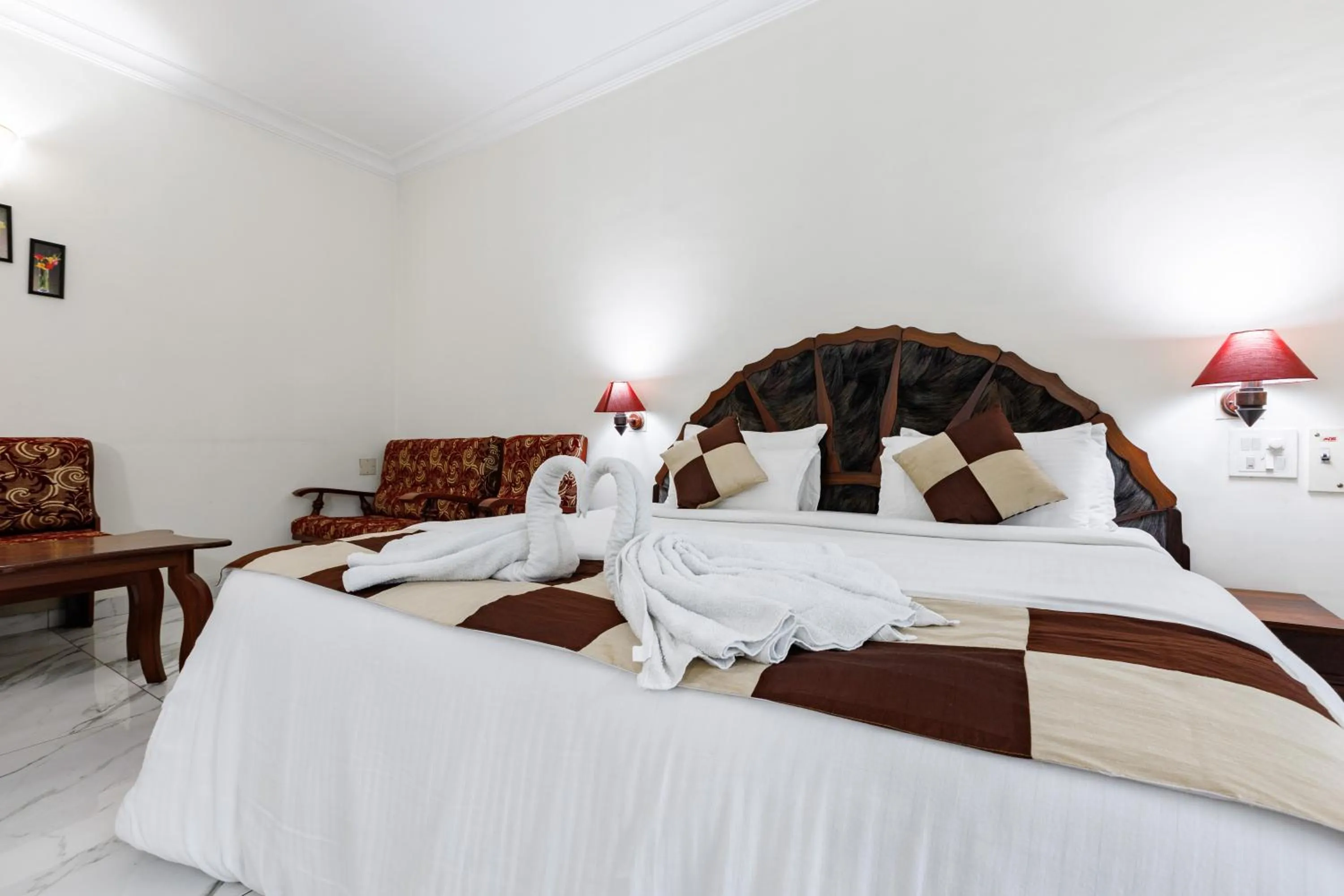 Bed in paulson park hotel