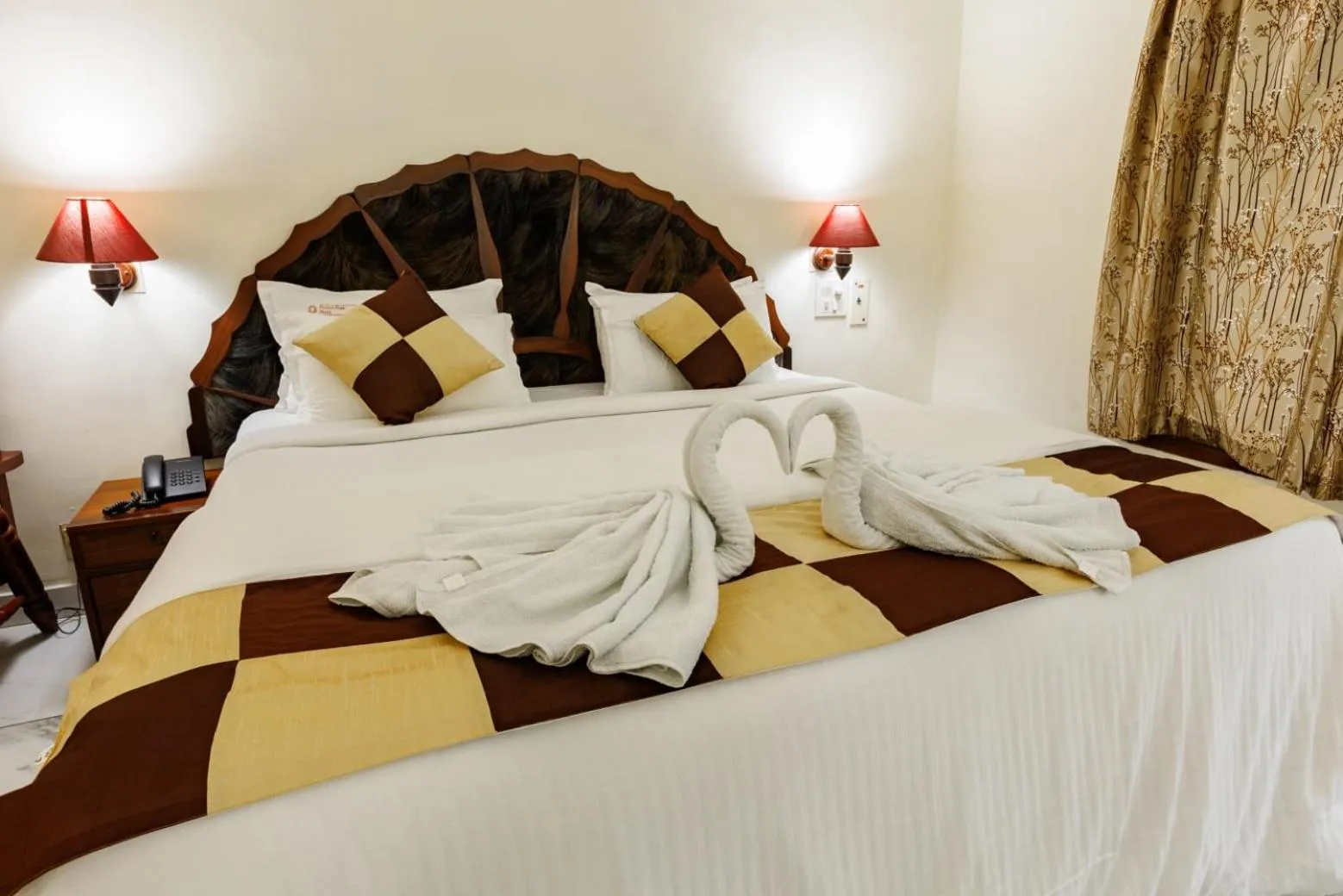 Bed in paulson park hotel