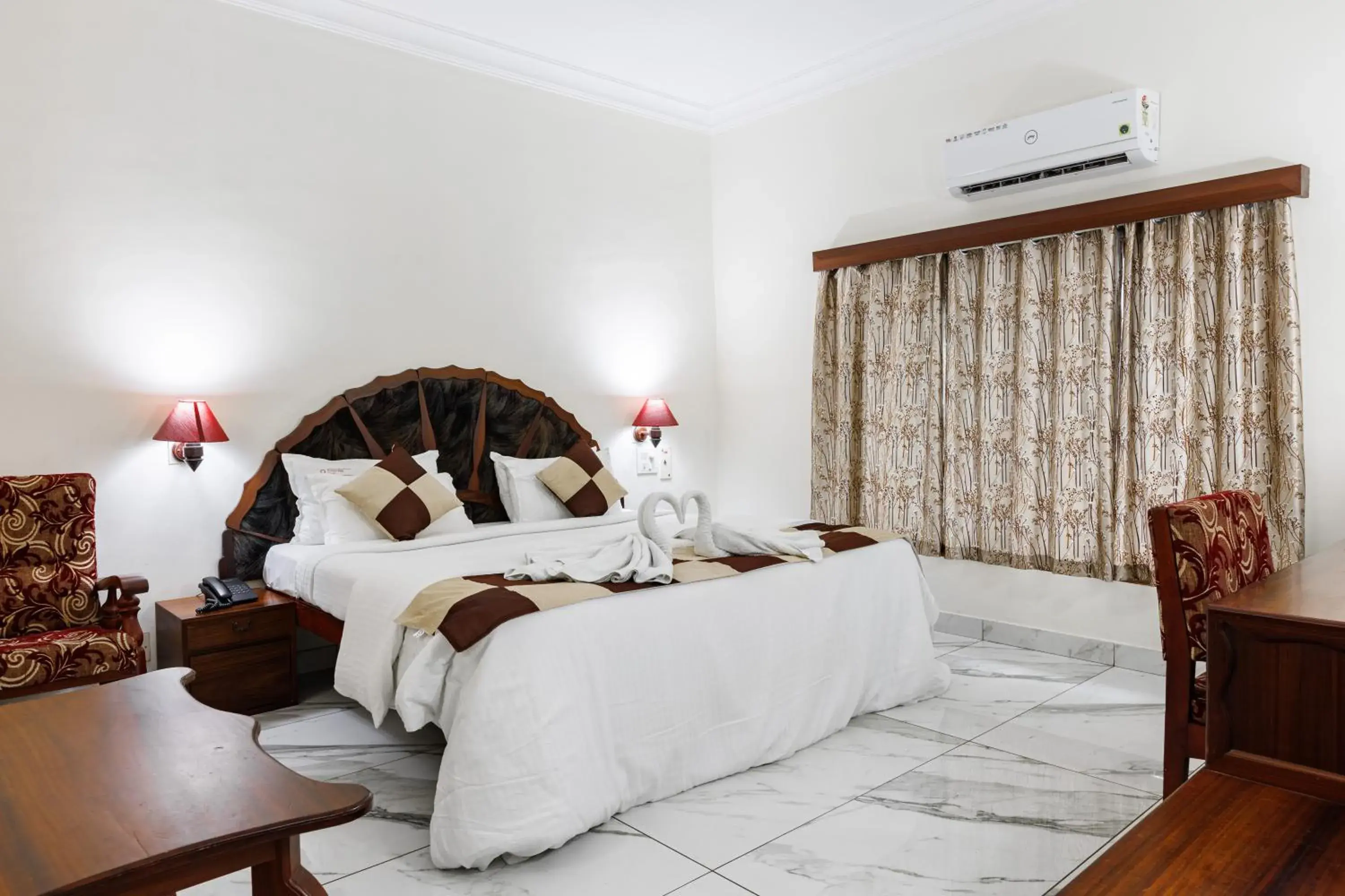 Deluxe Double Room - single occupancy in paulson park hotel Deluxe Double Room - single occupancy in paulson park hotel