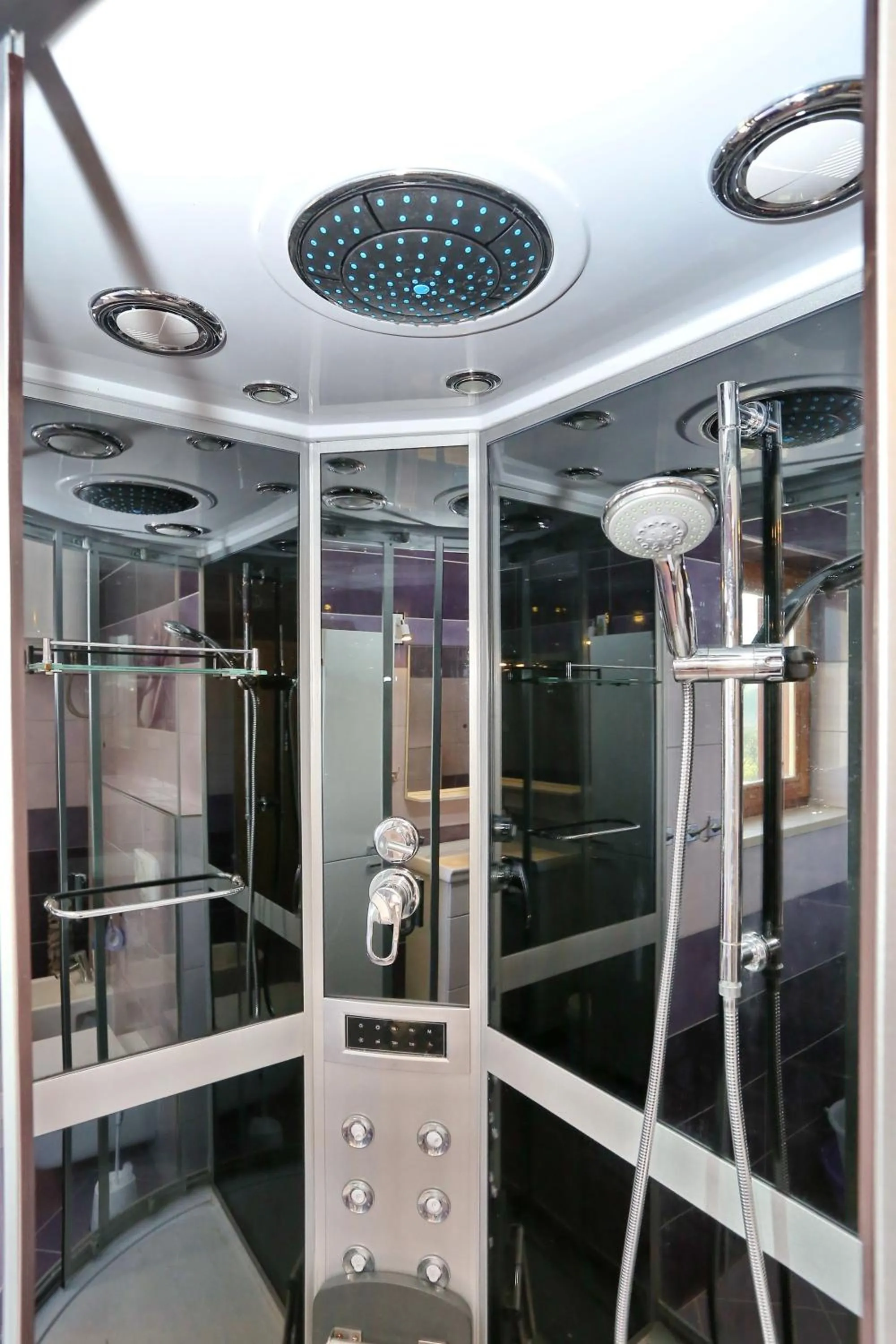 Shower in Apartments Maslina Božava