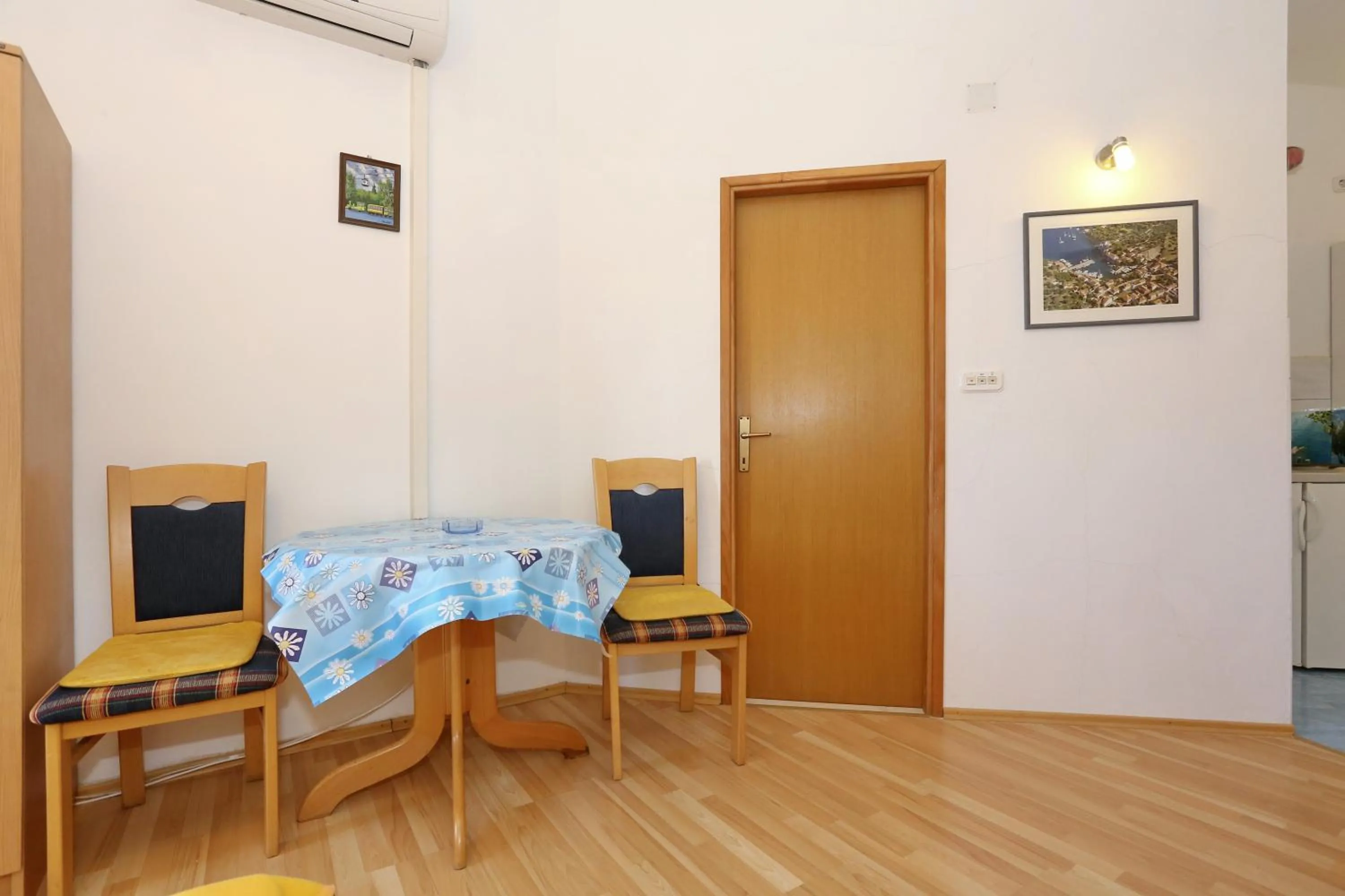 Dining area in Apartments Maslina Božava