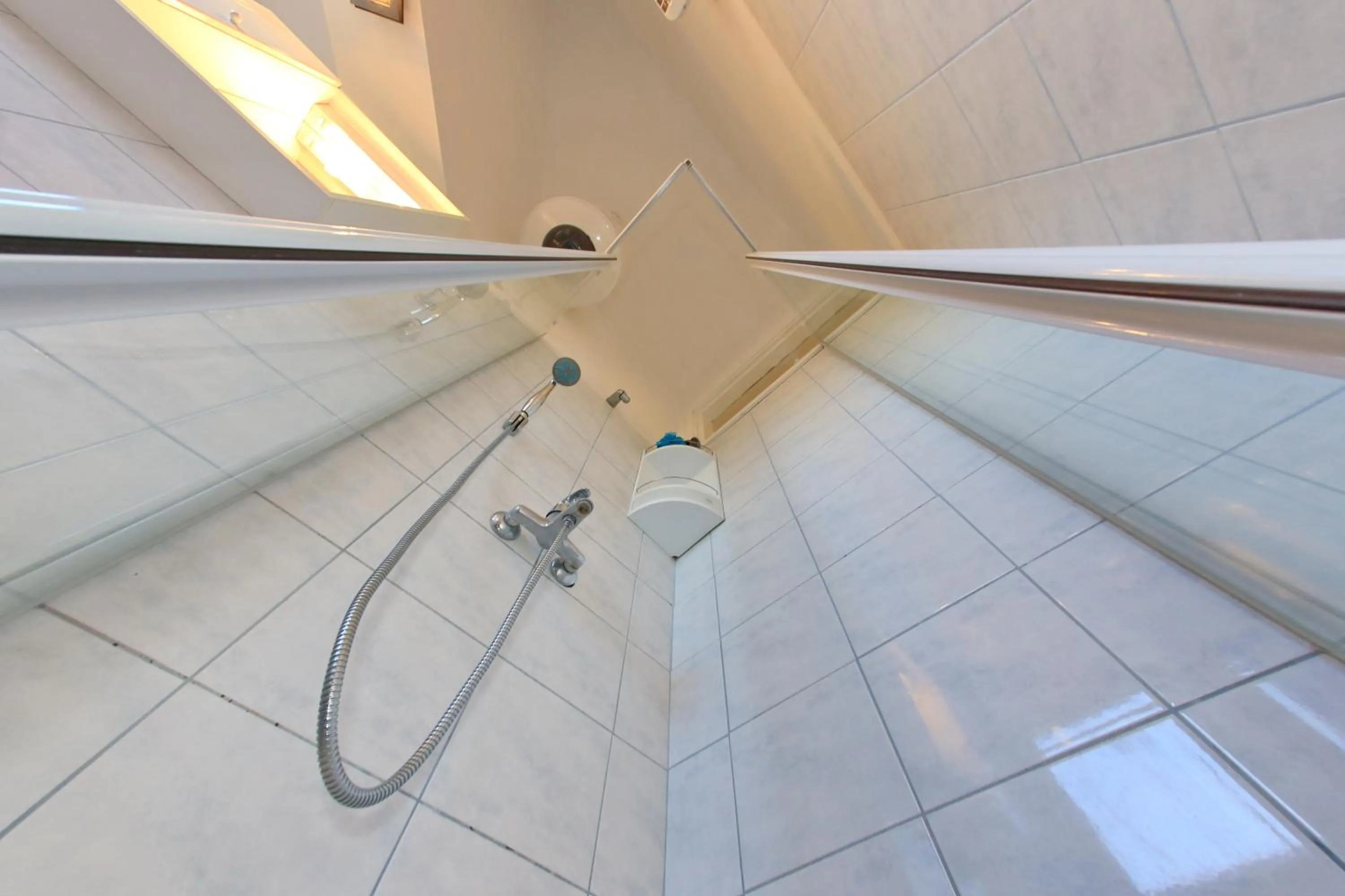 Shower in Apartments Maslina Božava