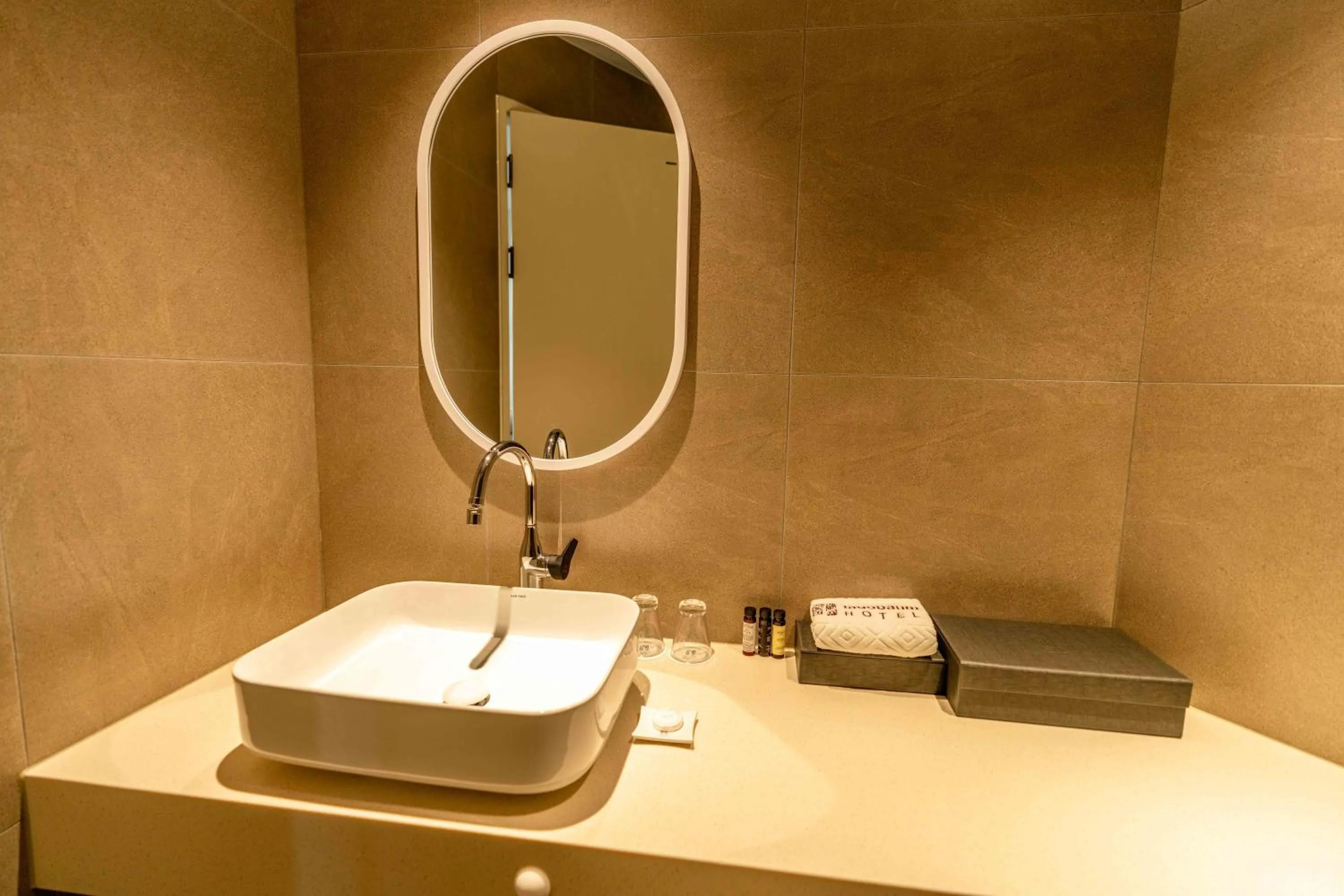 Bathroom in Lagobaum Hotel