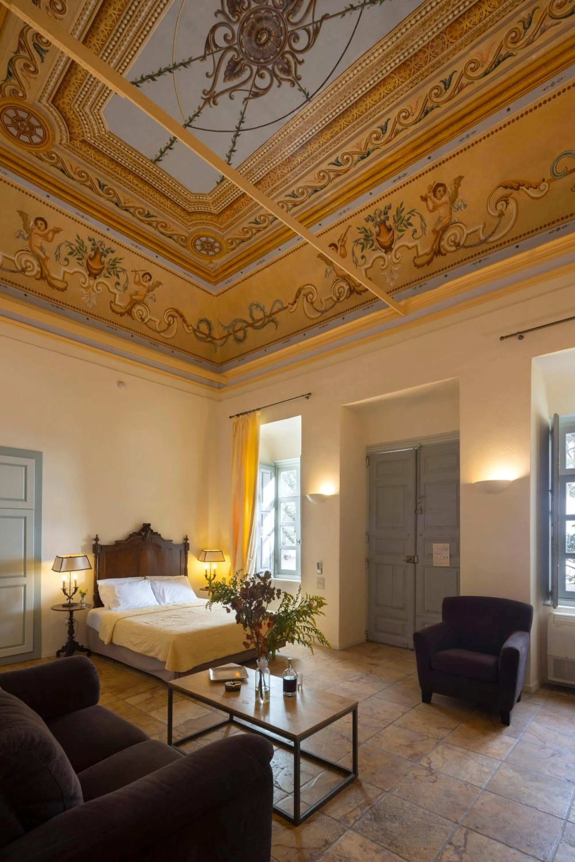 Bed in Aria Lito Mansion