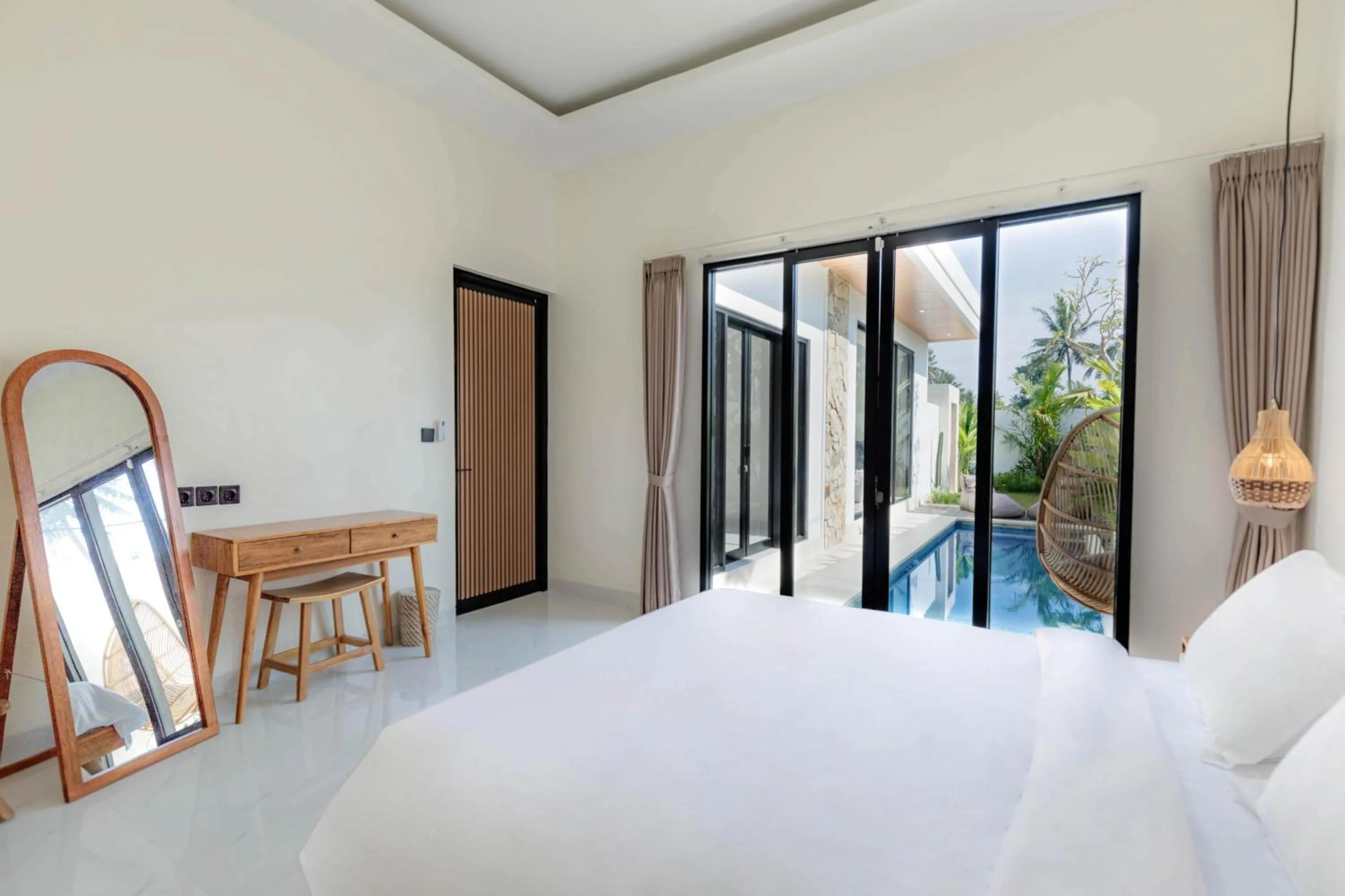 Bedroom, Bed in Villa Sardegna Ubud