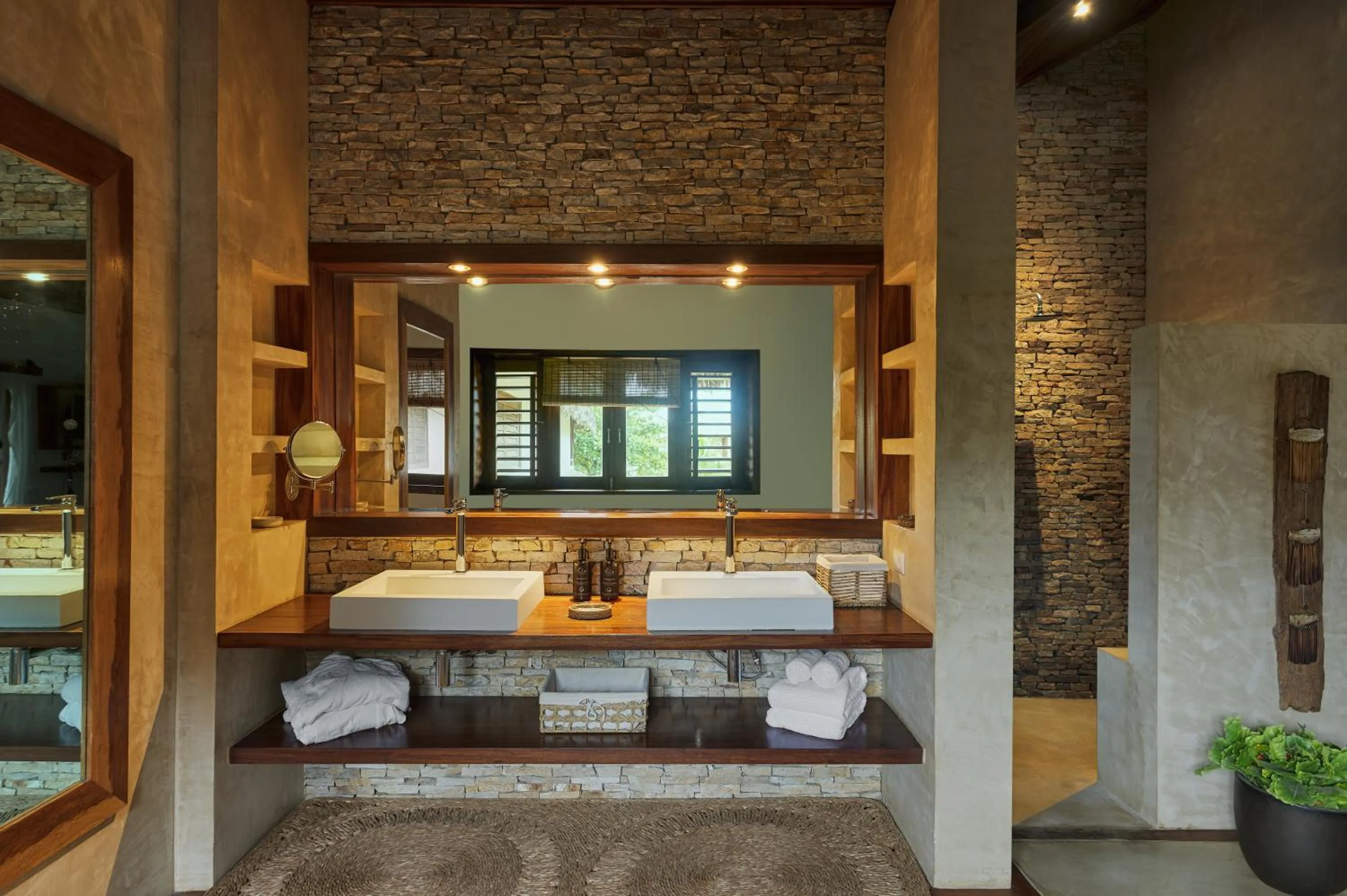 Bathroom in Villa Alegria - La Villa Group