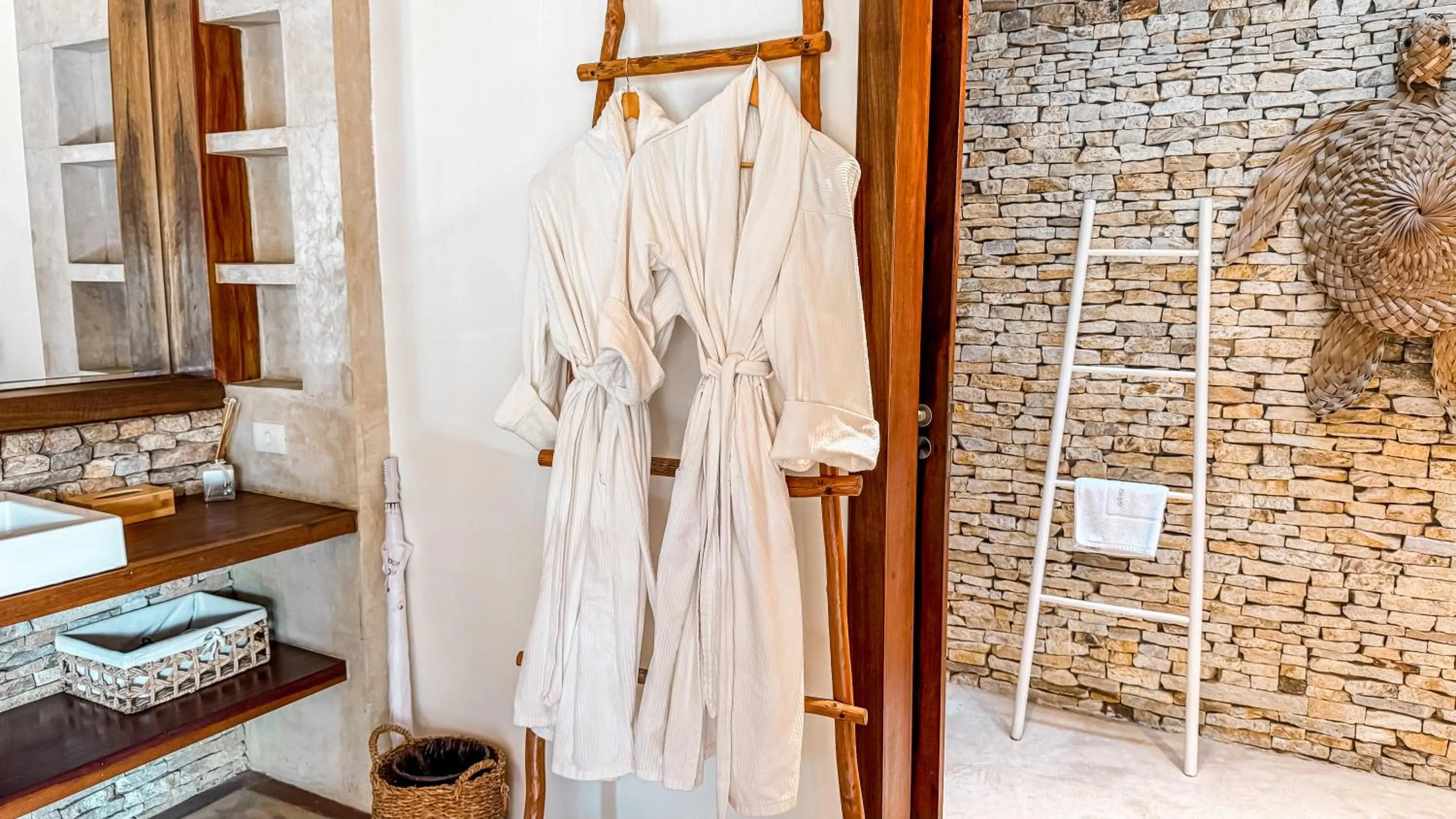 Bathroom in Villa Alegria - La Villa Group