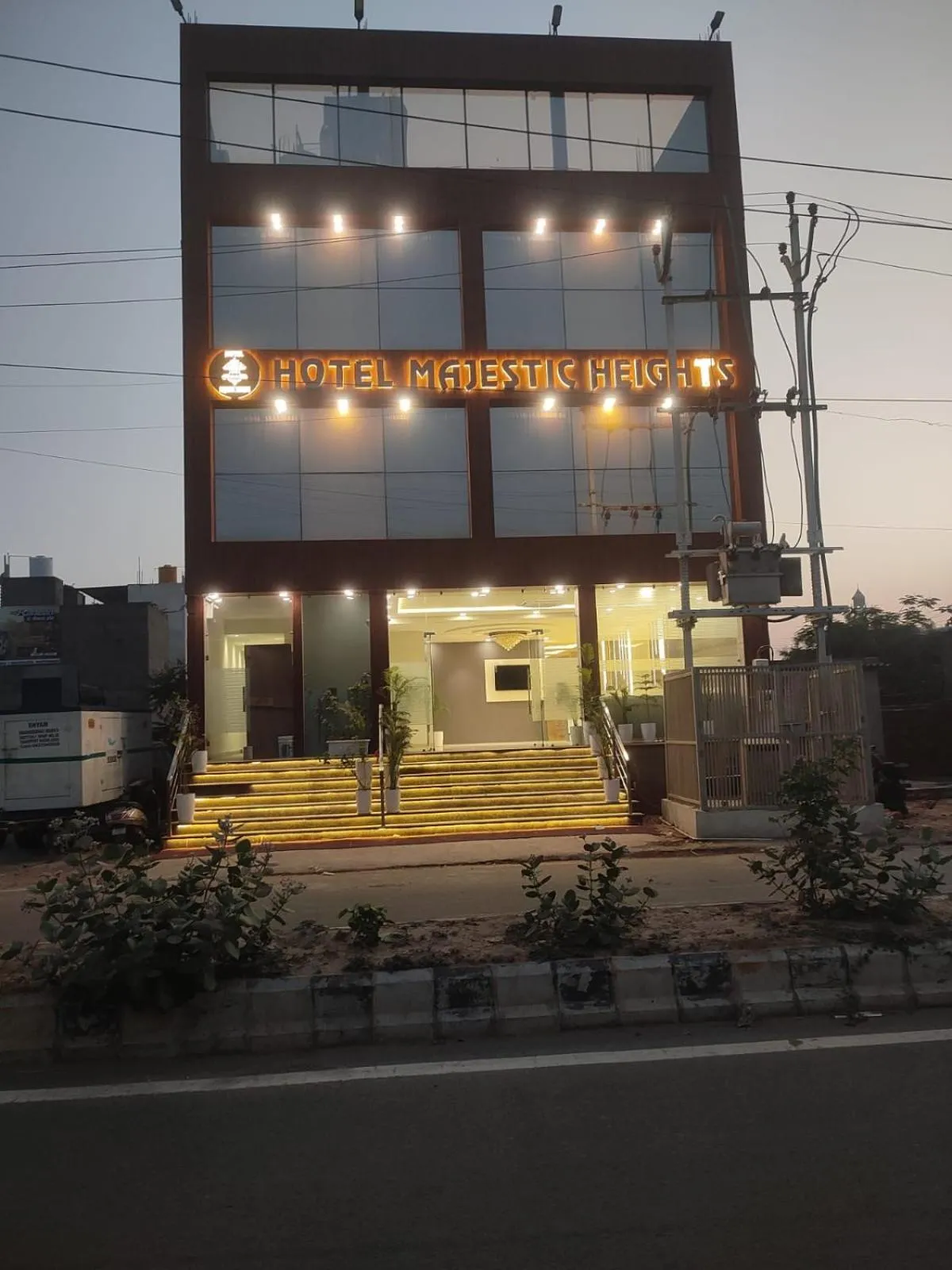 Property building in Hotel Majestic Heights Agra