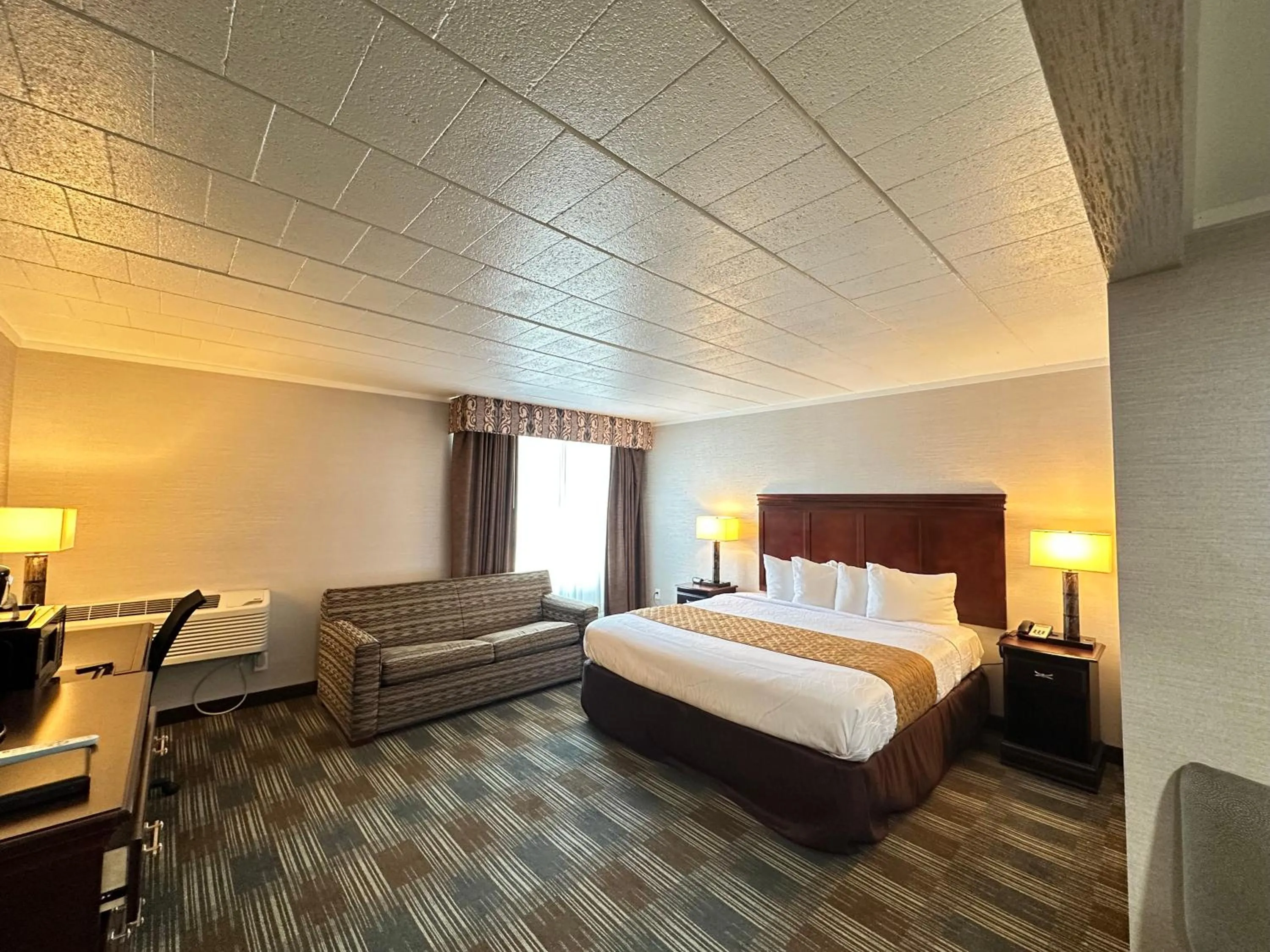 Finger lakes inn & suites