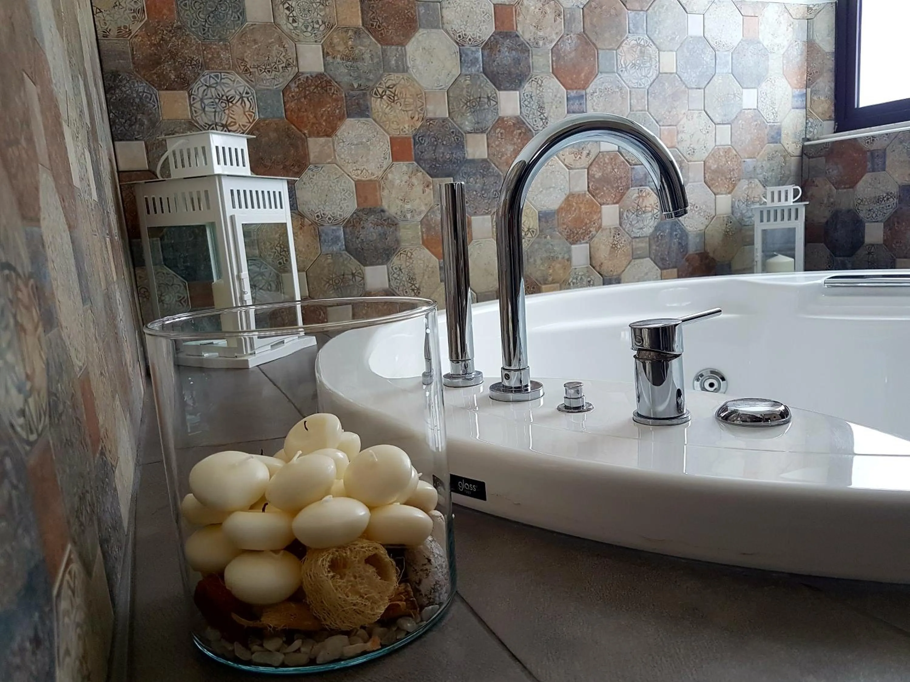 Decorative detail in Etna Suite Group