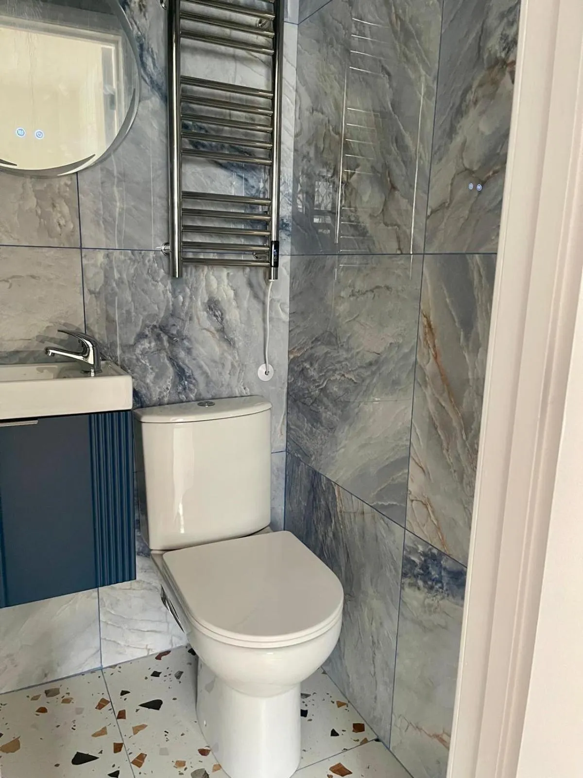 Bathroom in Dalston Luxe Studios, 10 minutes away from Liverpool Train Station