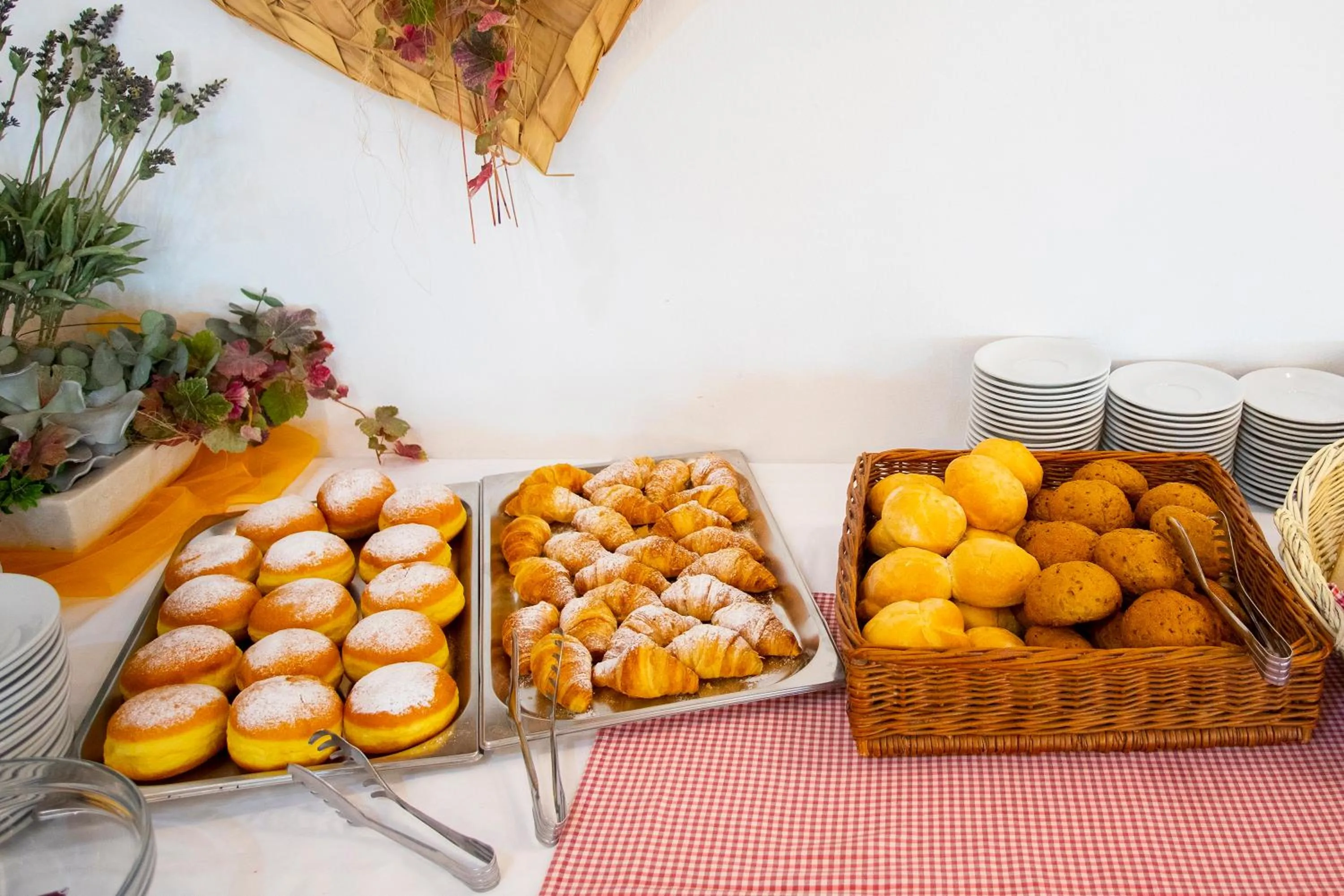 Breakfast in Apartments Medena