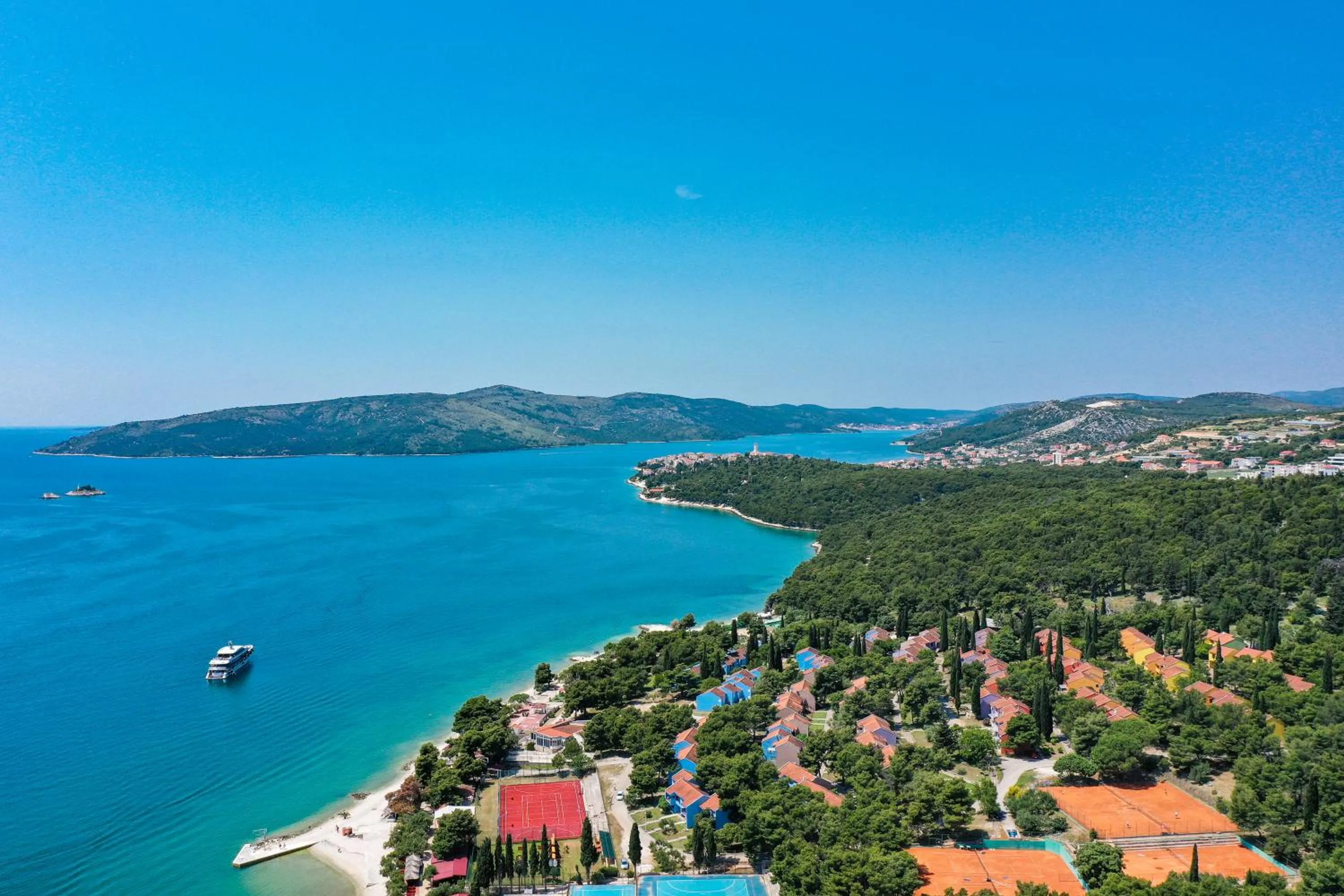 Property building in Apartments Medena