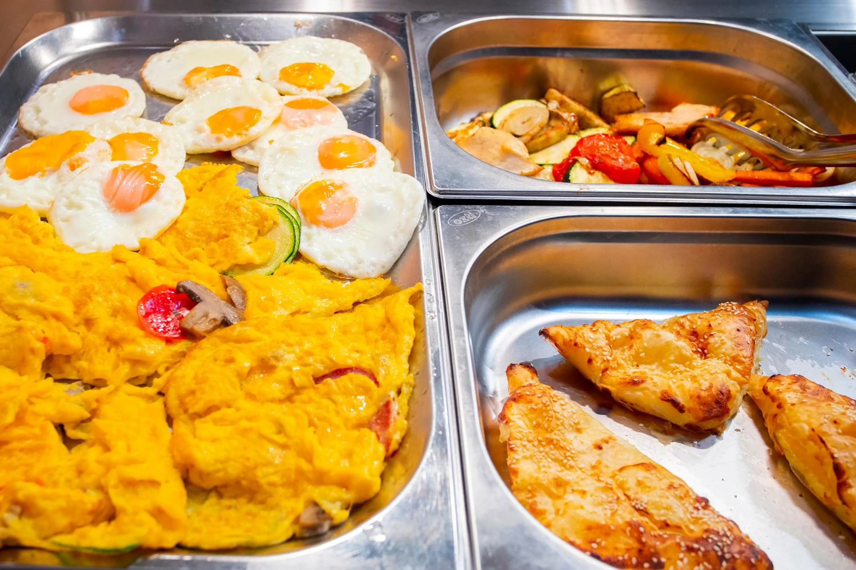 Breakfast in Apartments Medena