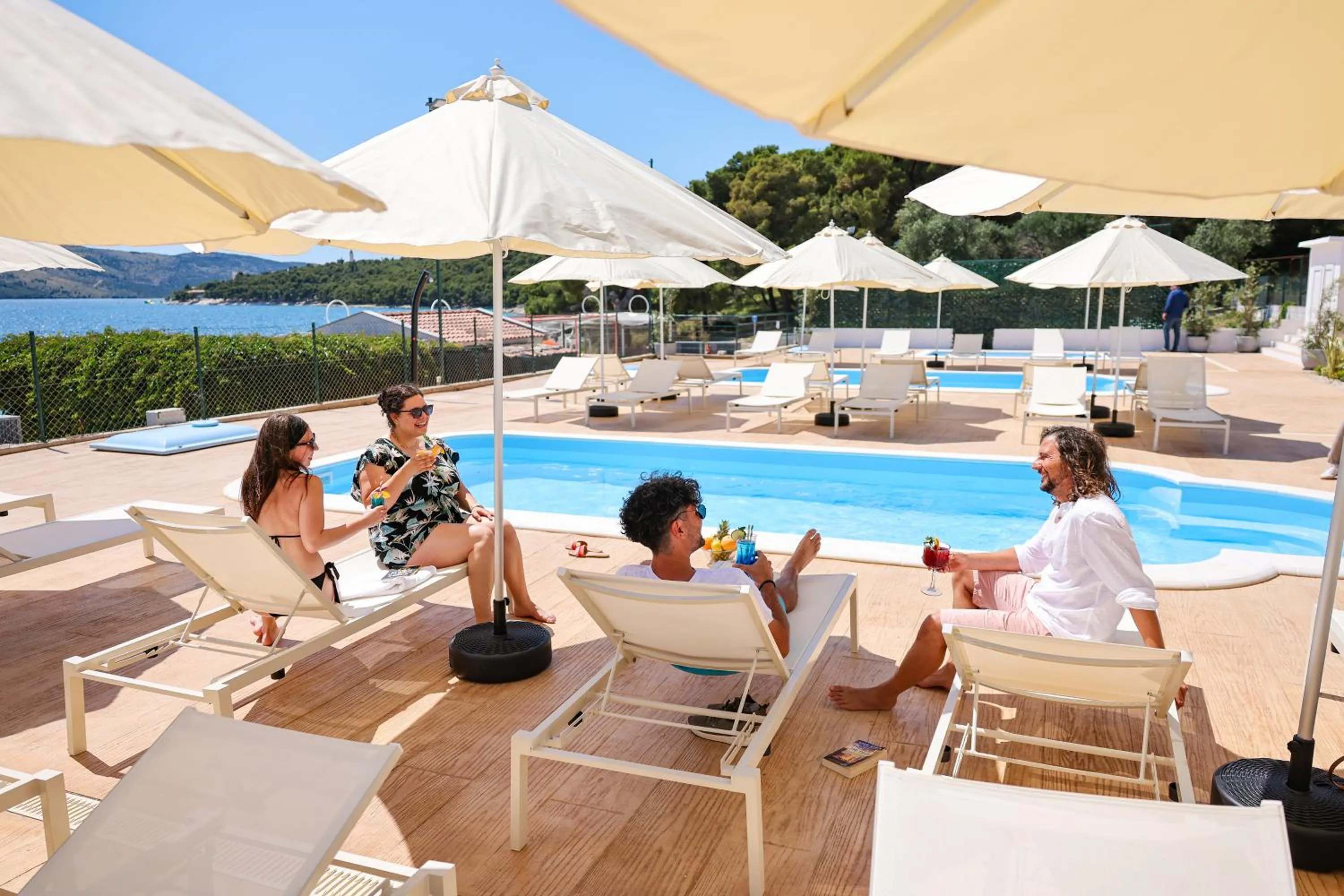 Swimming pool in Apartments Medena