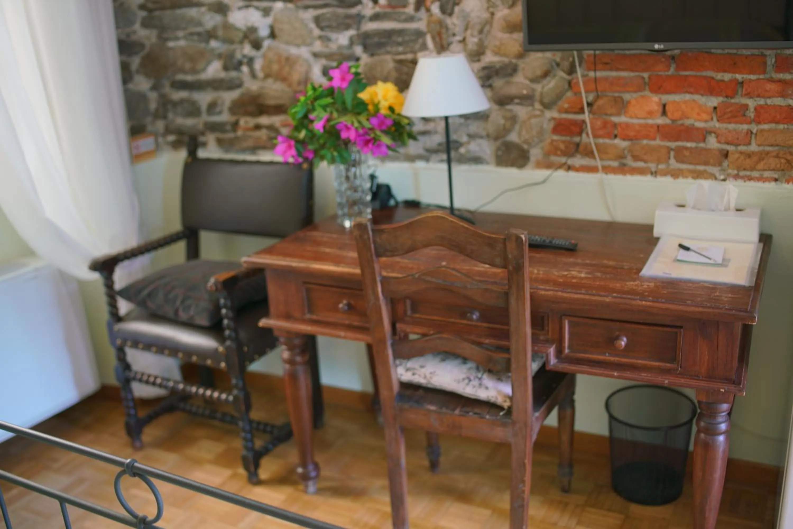 Decorative detail in Hotel Sole