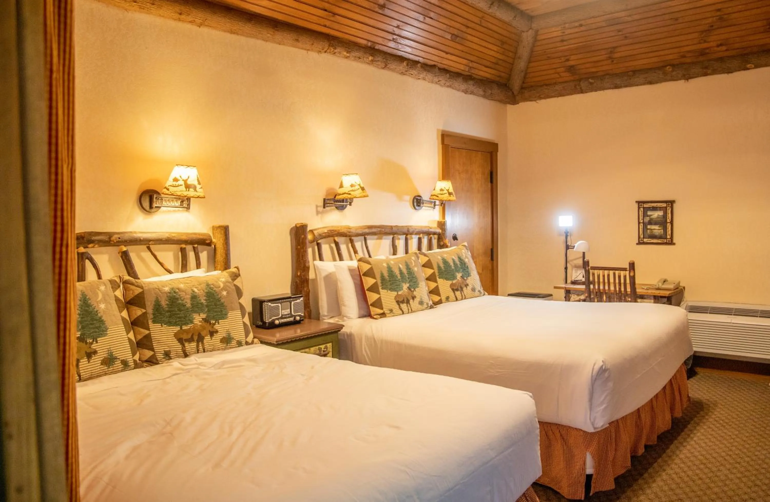 Bedroom, Bed in Finger Lakes Lodging