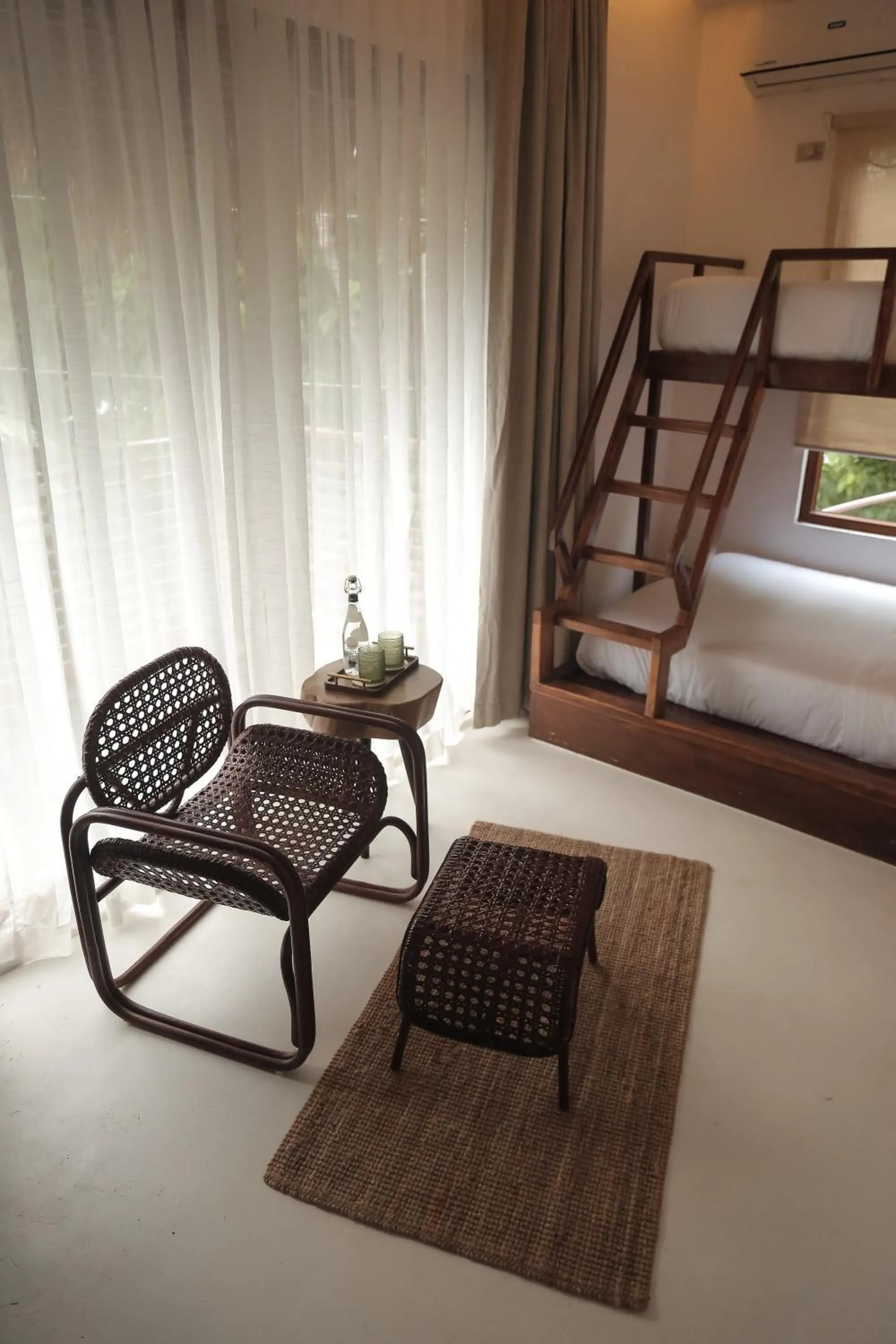 Seating area, Bed in The KAZA Boutique Hotel