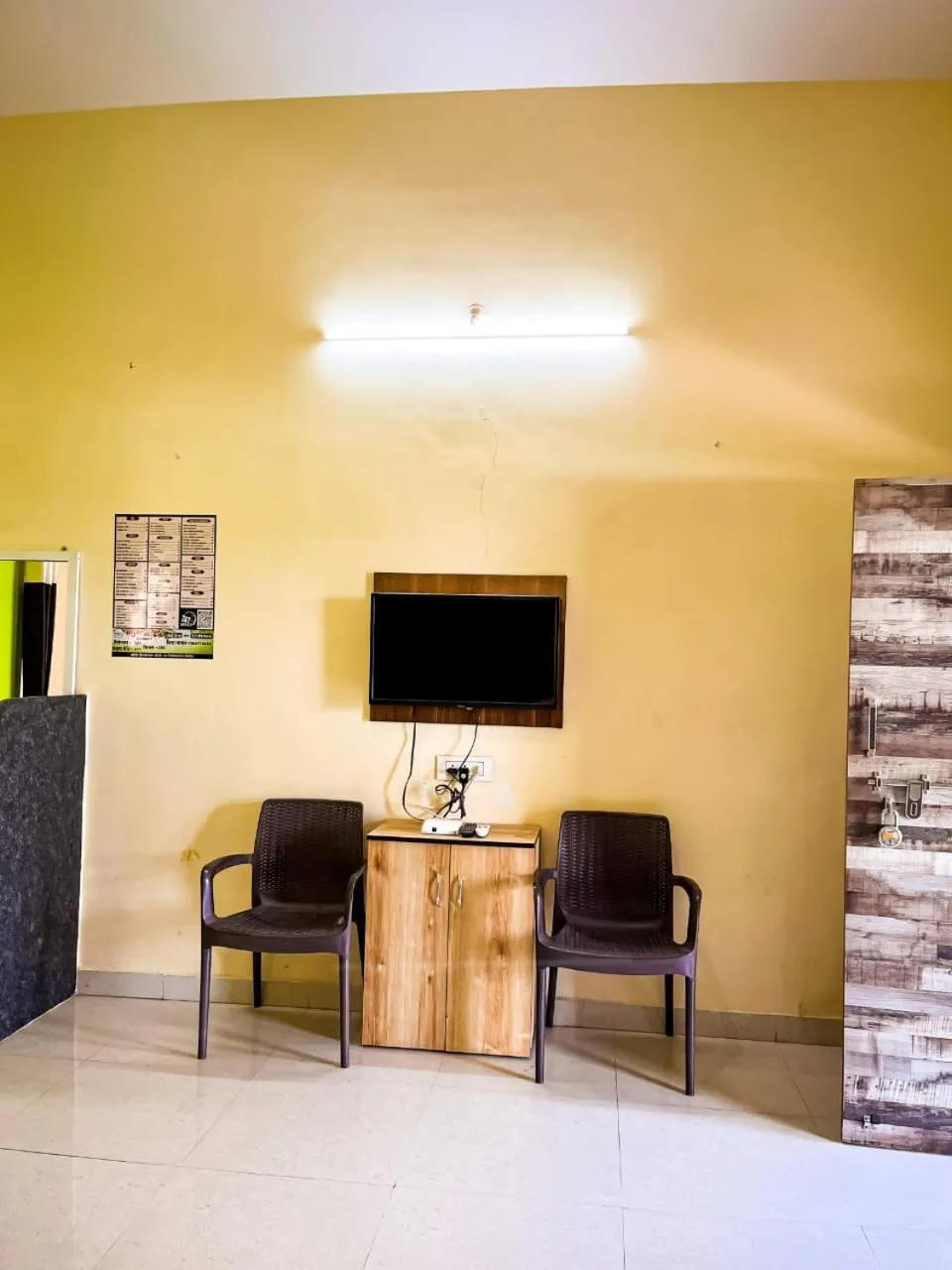 Living room in Madhura Agro Tourism